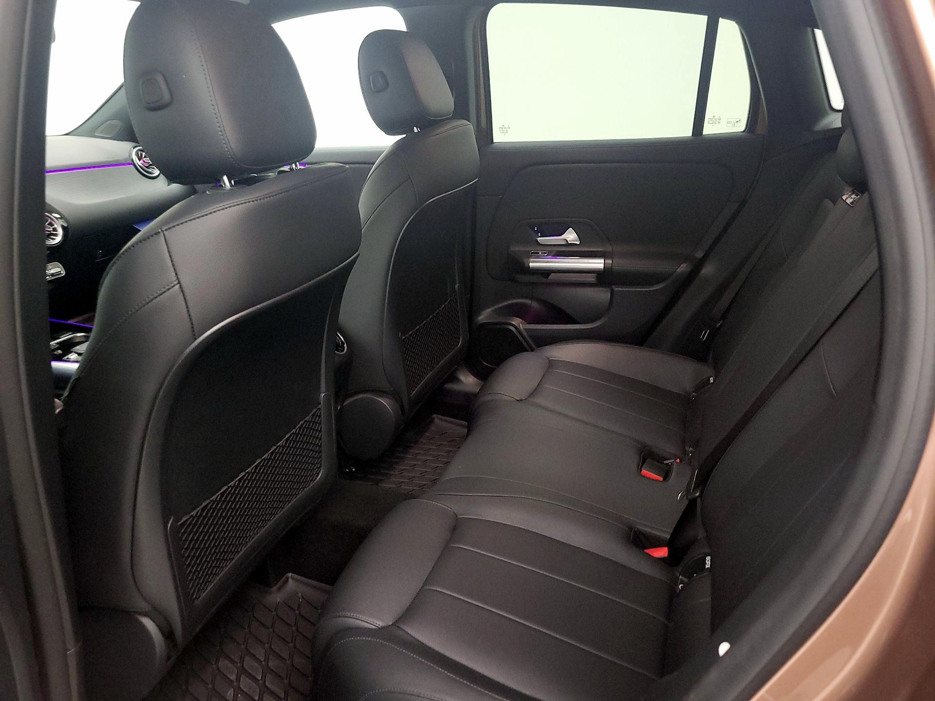 Thumbnail: 2023 Mercedes-Benz GLA - 19