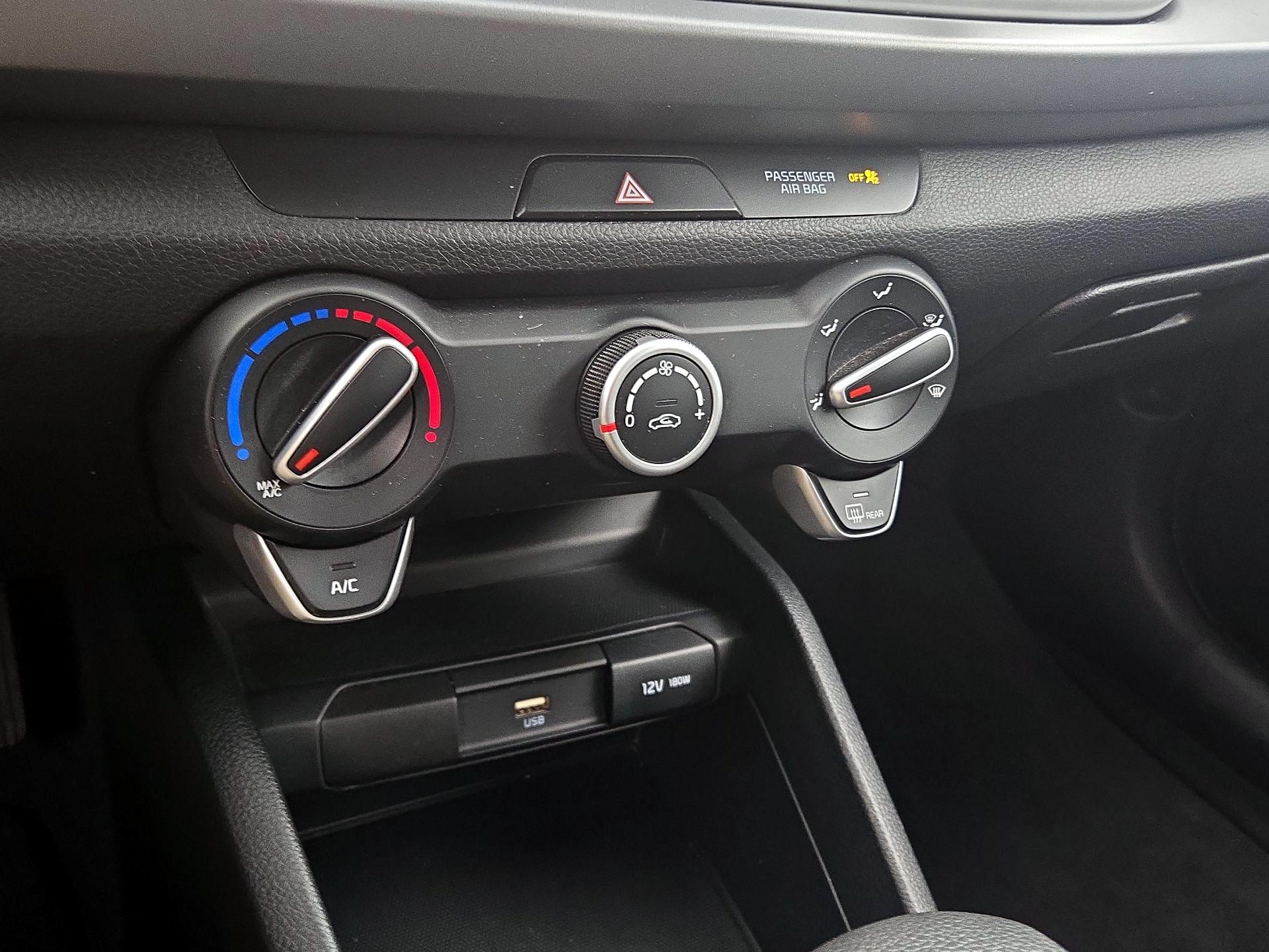 Thumbnail: 2023 Kia Rio - 16