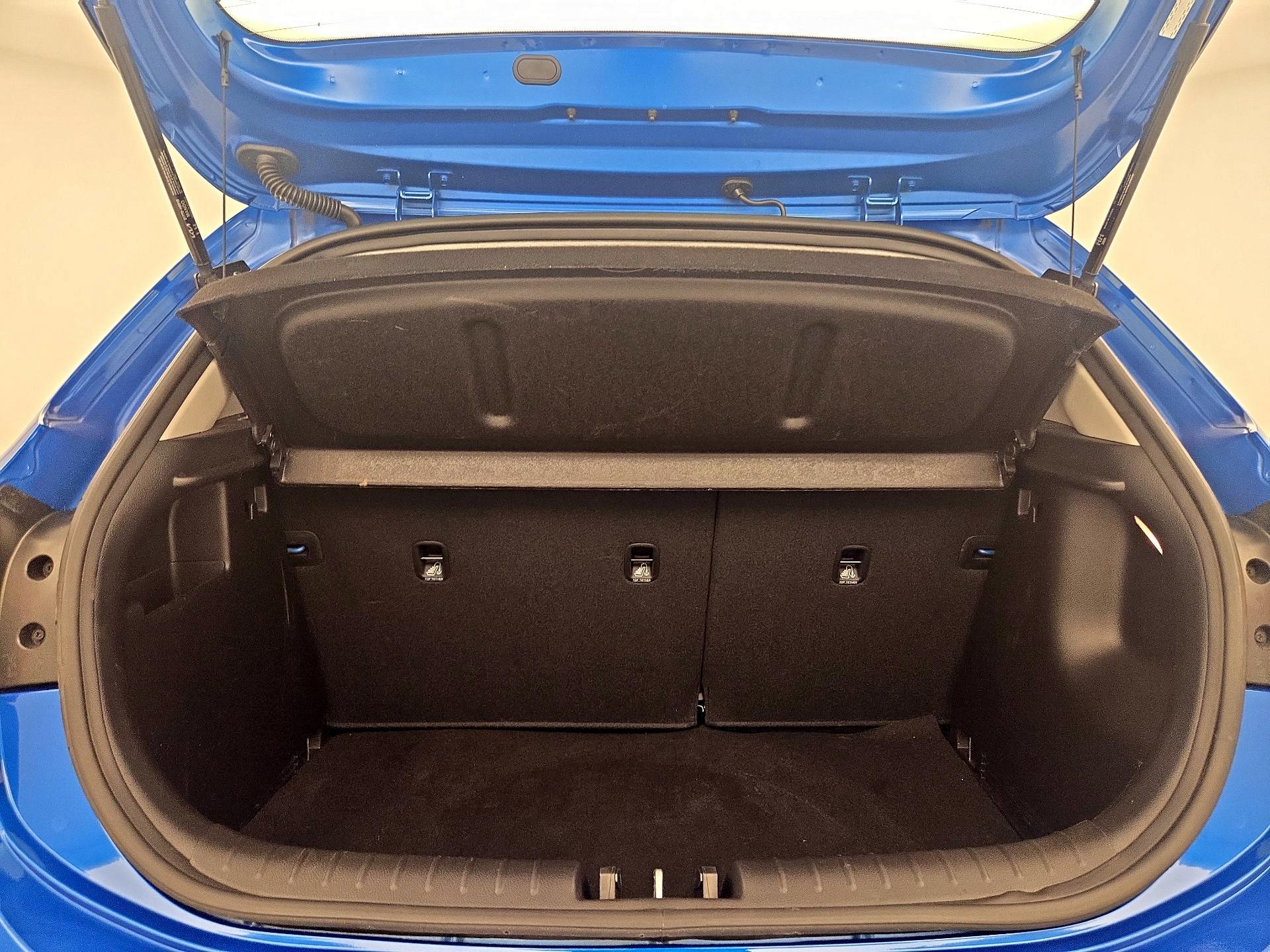 Thumbnail: 2023 Kia Rio - 20