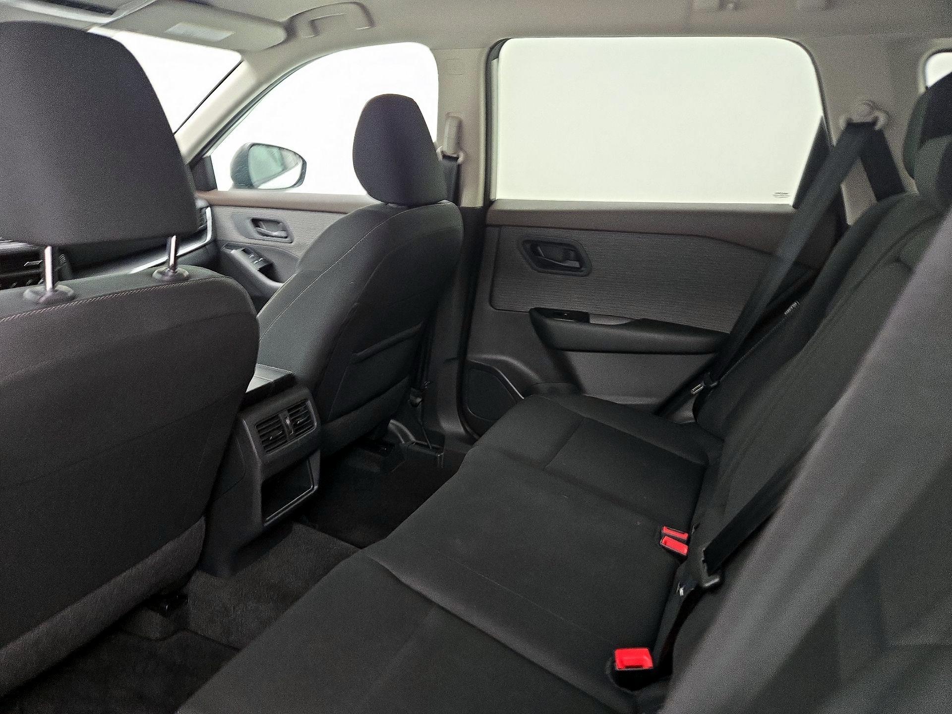 Thumbnail: 2023 Nissan Rogue - 19