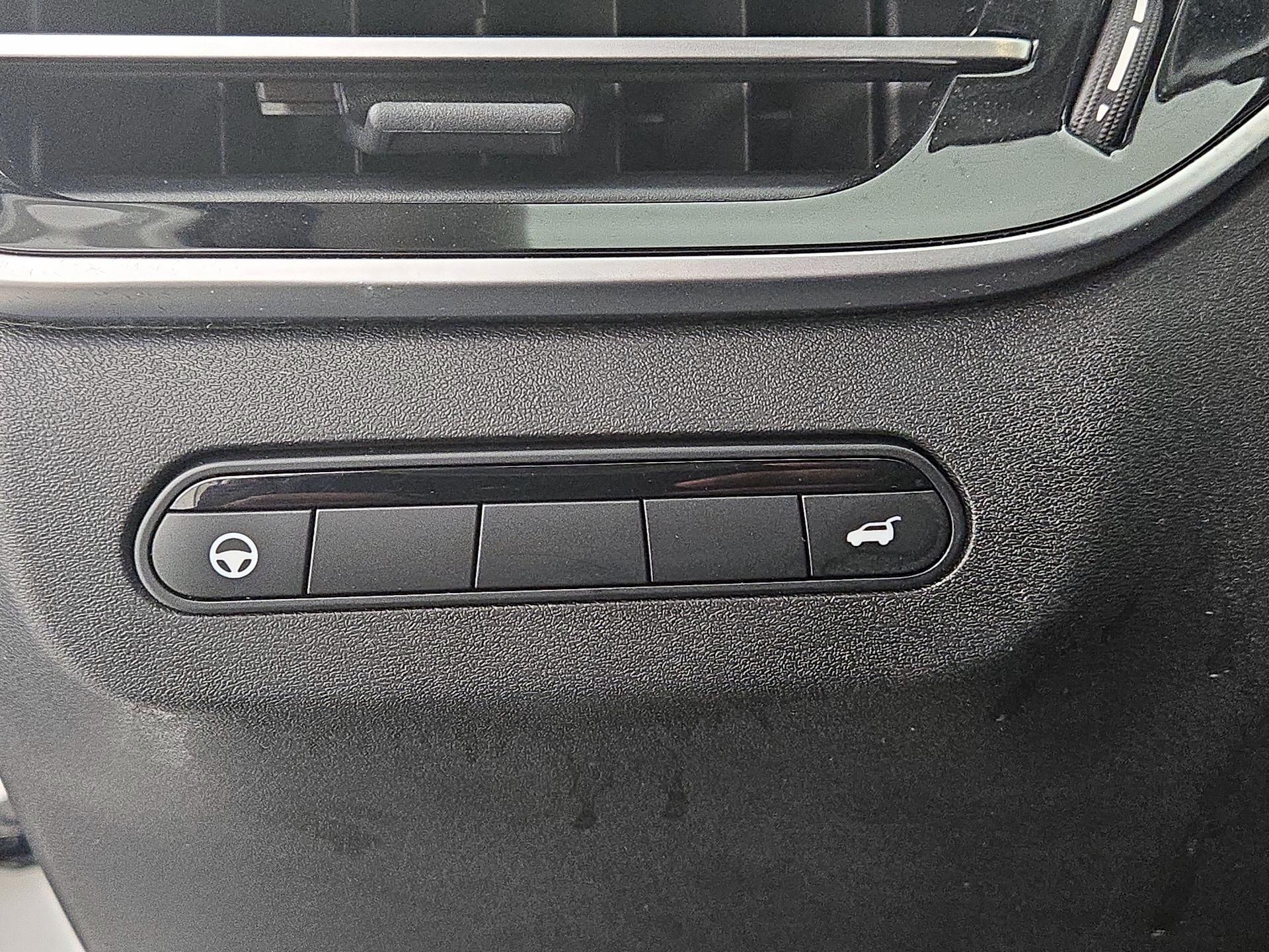 Thumbnail: 2023 INFINITI QX60 - 13