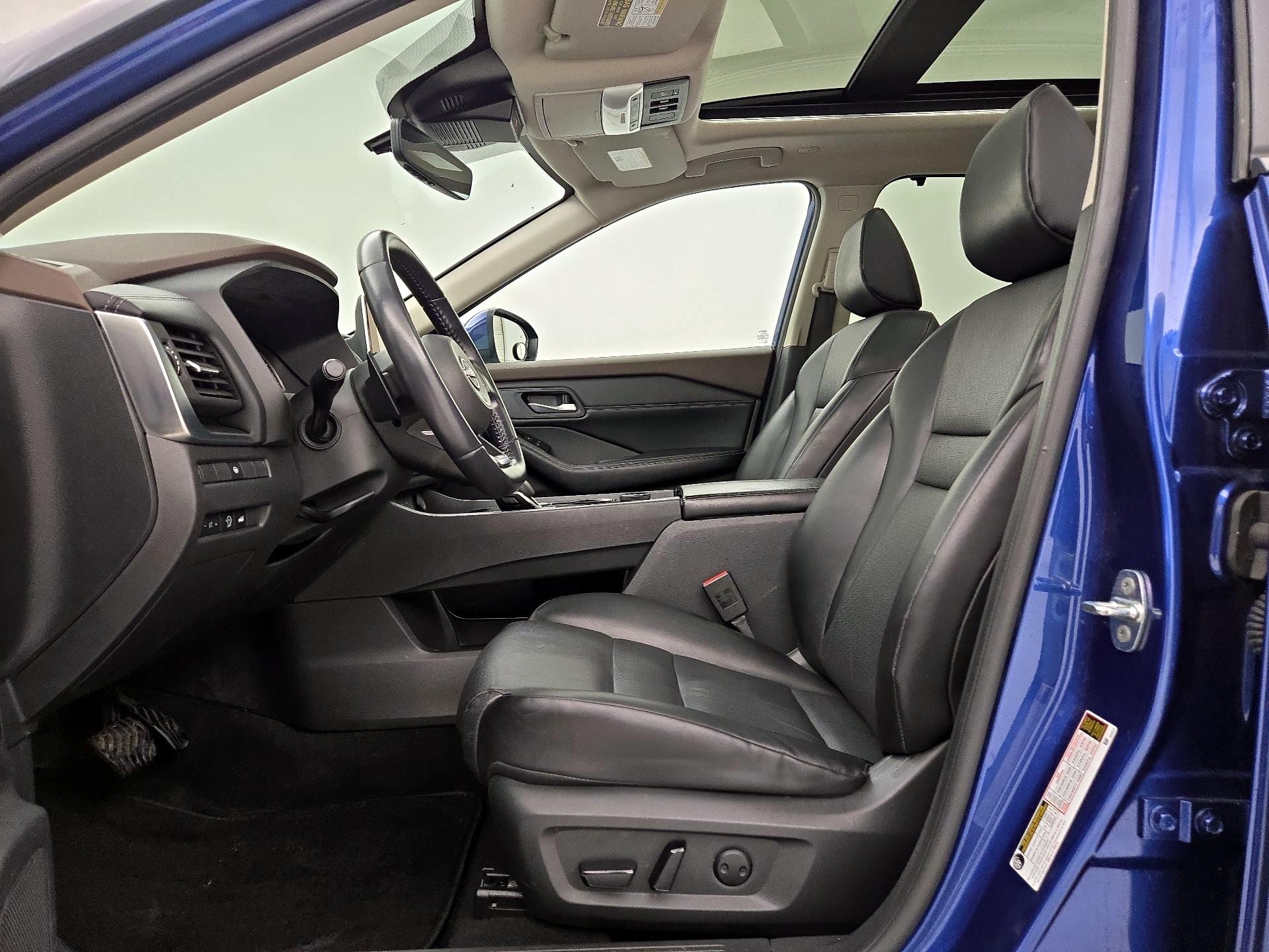 Thumbnail: 2023 Nissan Rogue - 11