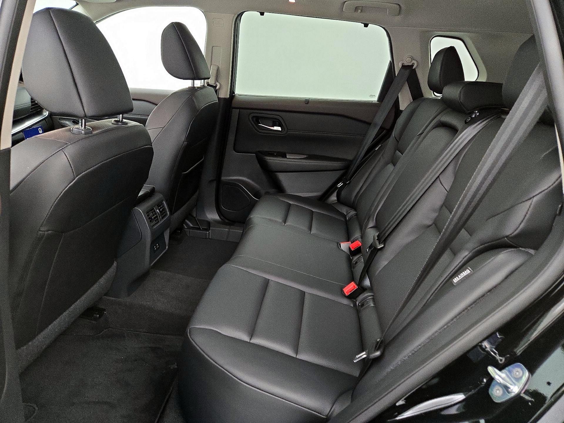 Thumbnail: 2023 Nissan Rogue - 19