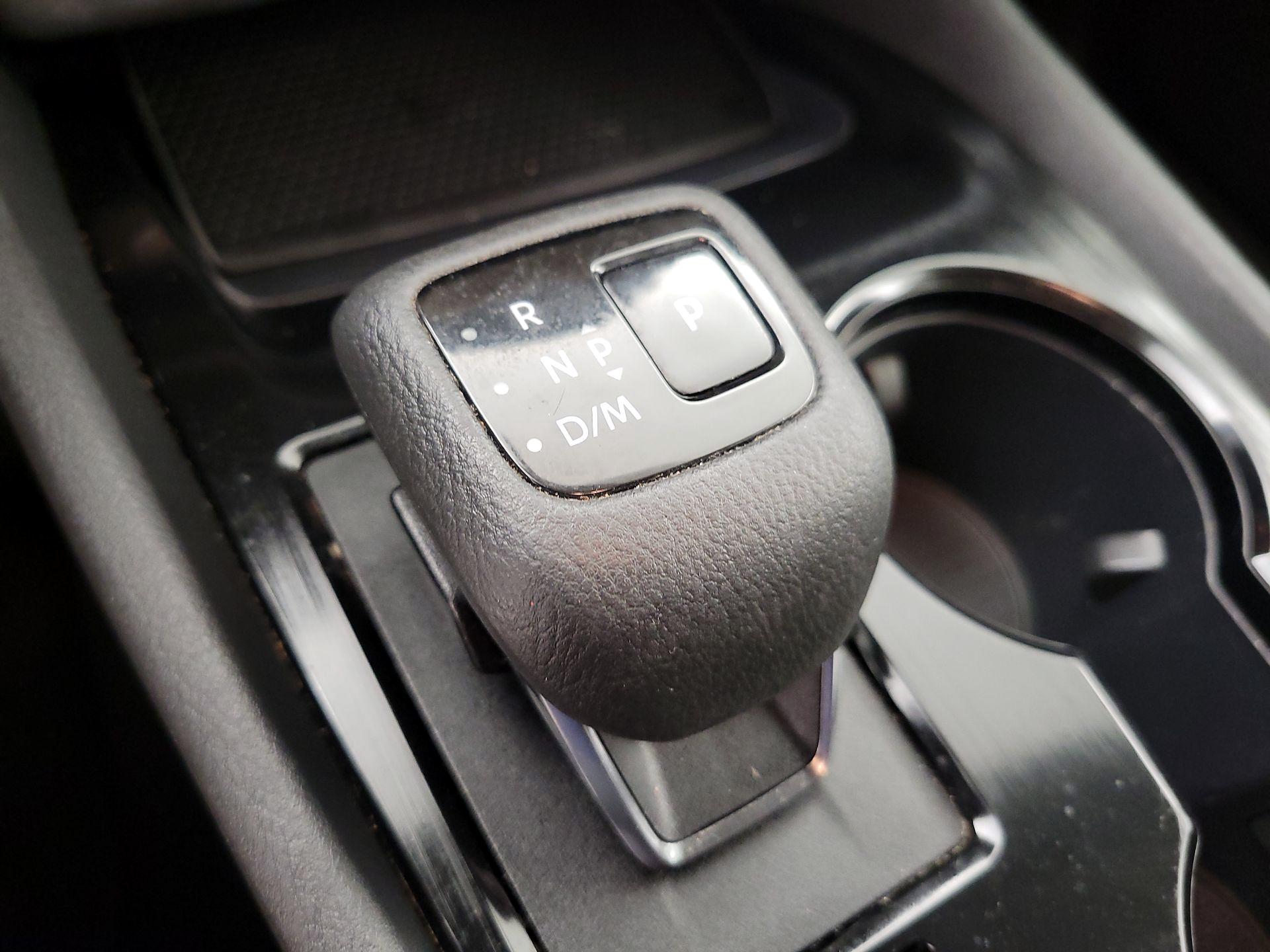 Thumbnail: 2022 Nissan Rogue - 17