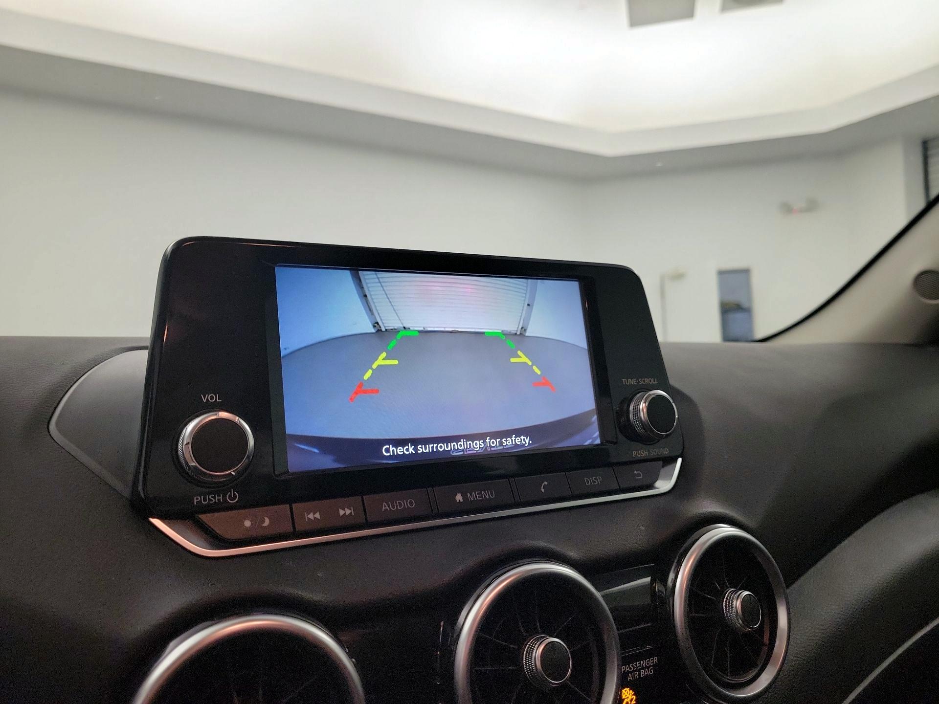 Thumbnail: 2023 Nissan Sentra - 12