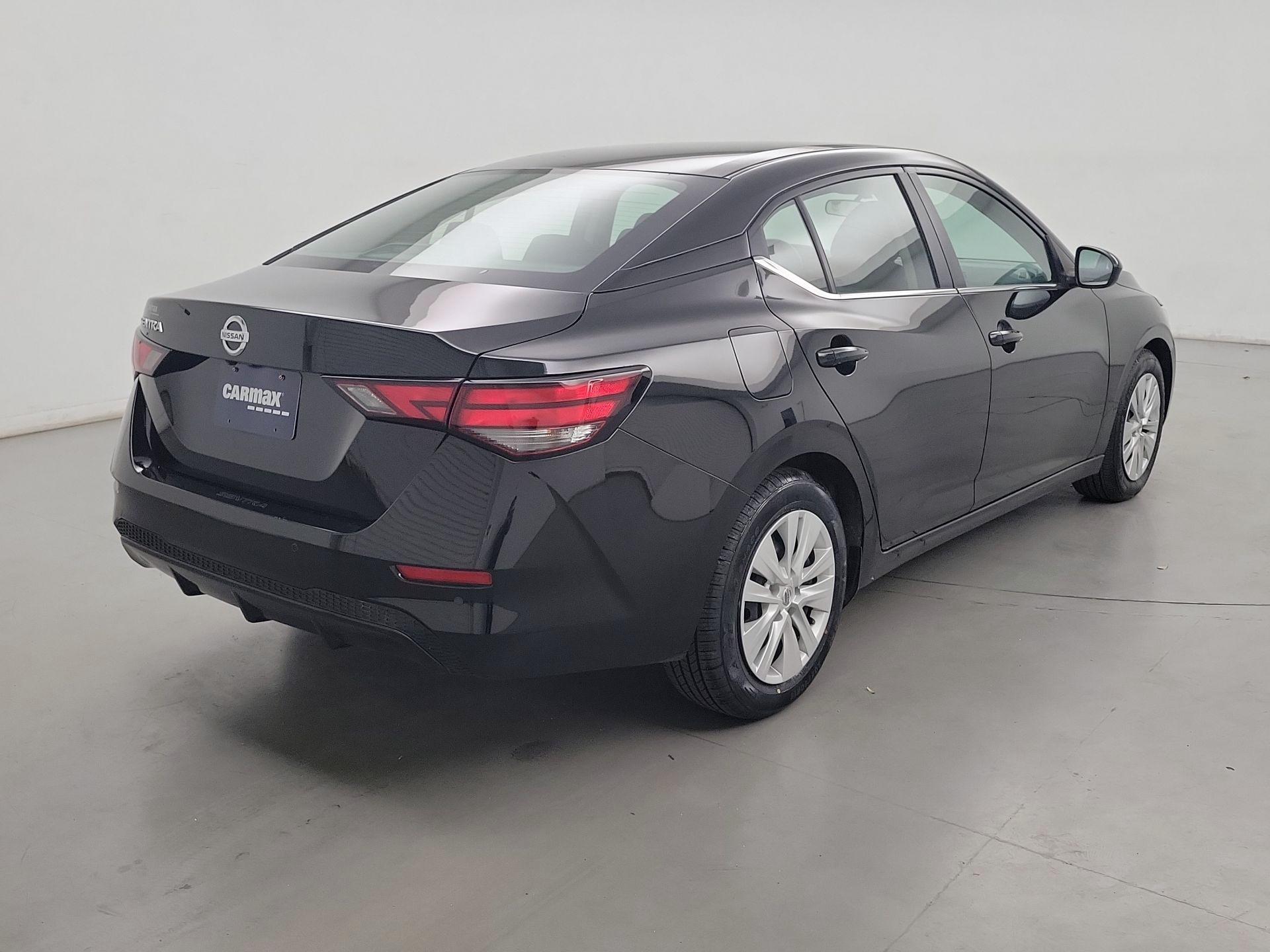 Thumbnail: 2023 Nissan Sentra - 5