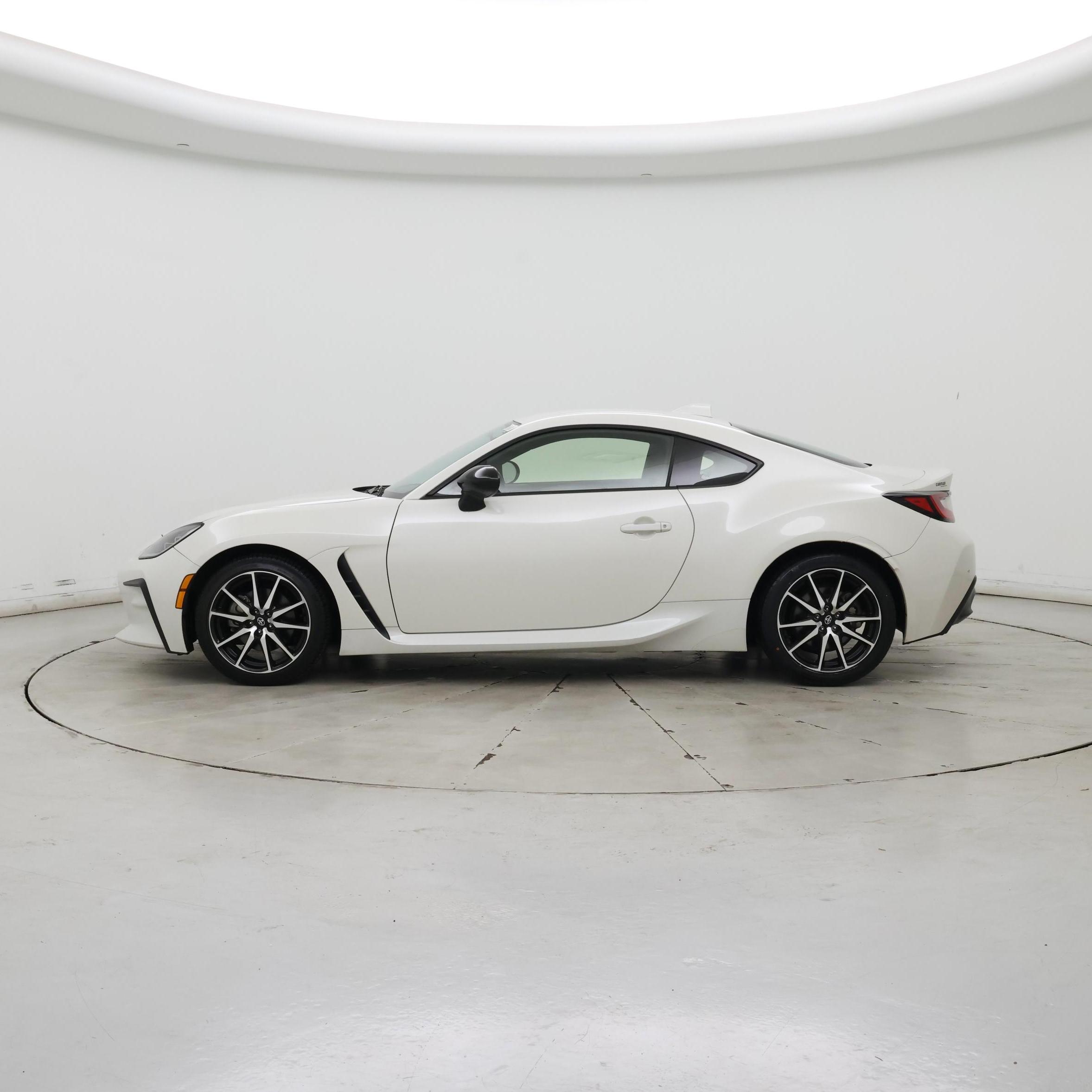 Thumbnail: 2022 Toyota GR86 - 3