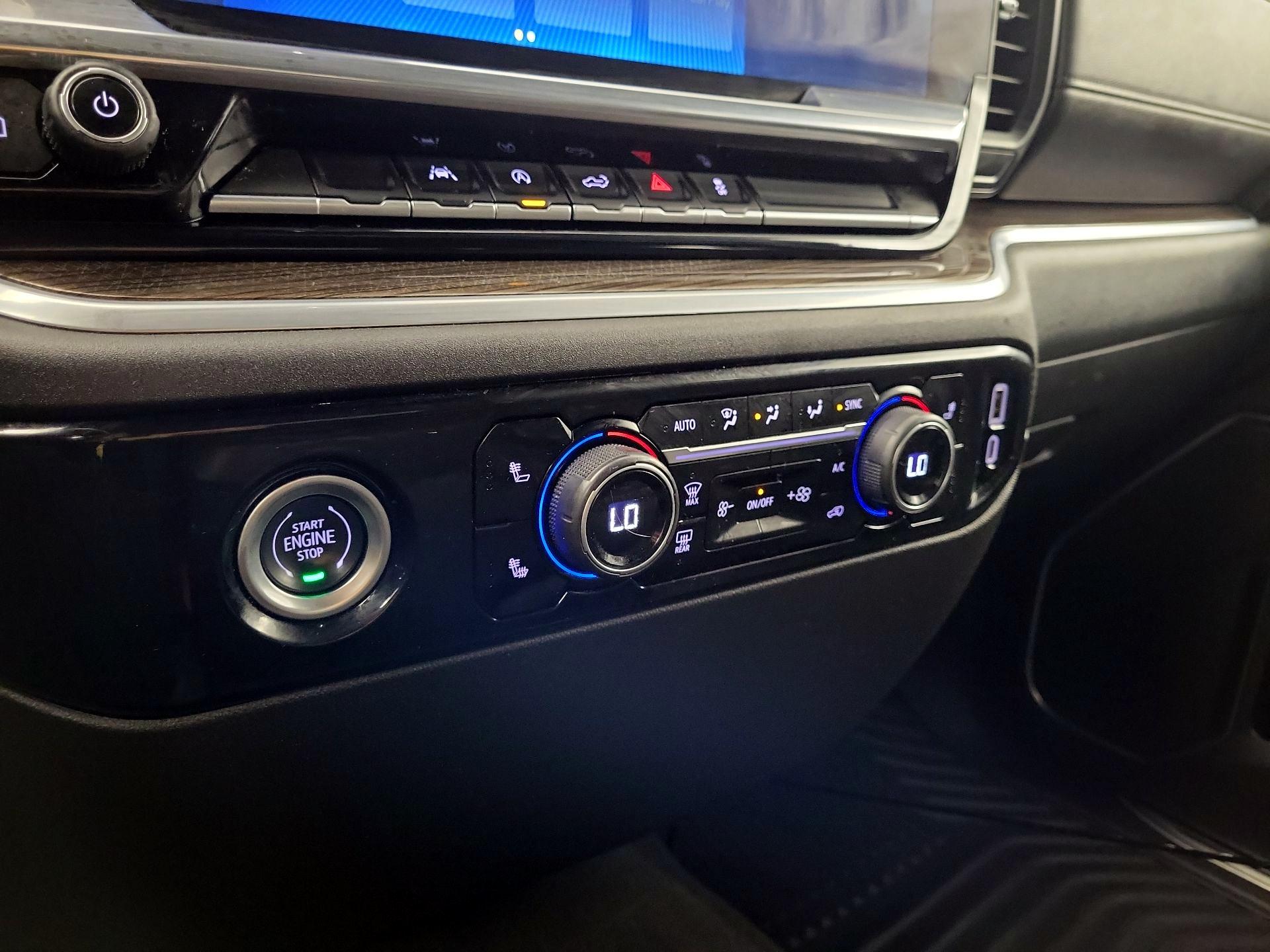 Thumbnail: 2022 Chevrolet Silverado 1500 - 16