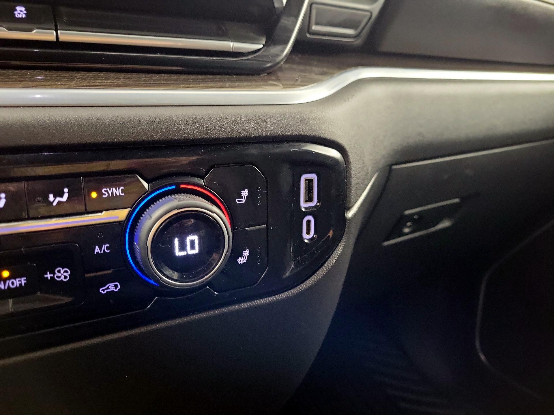 Thumbnail: 2022 Chevrolet Silverado 1500 - 18