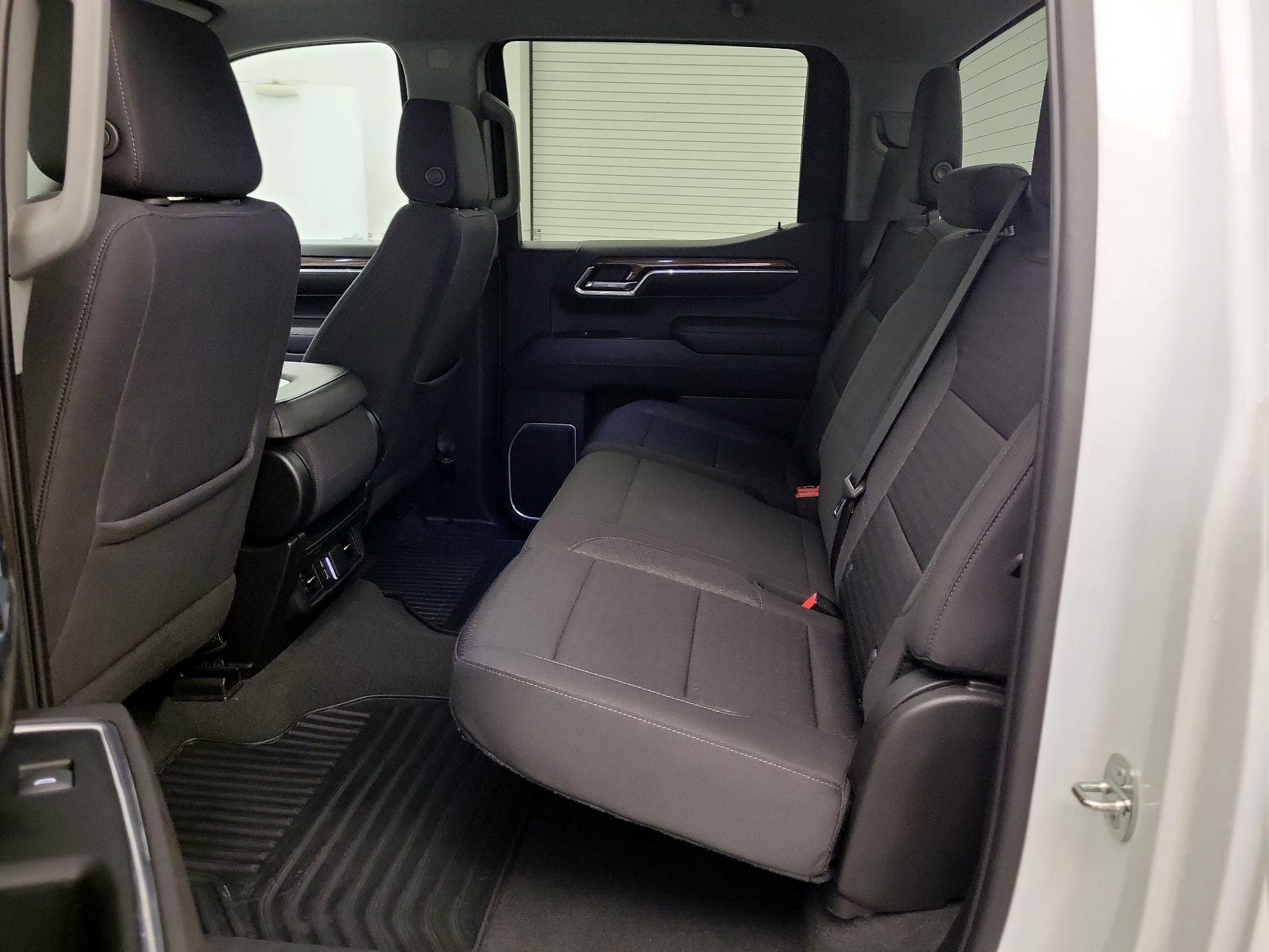 Thumbnail: 2022 Chevrolet Silverado 1500 - 19