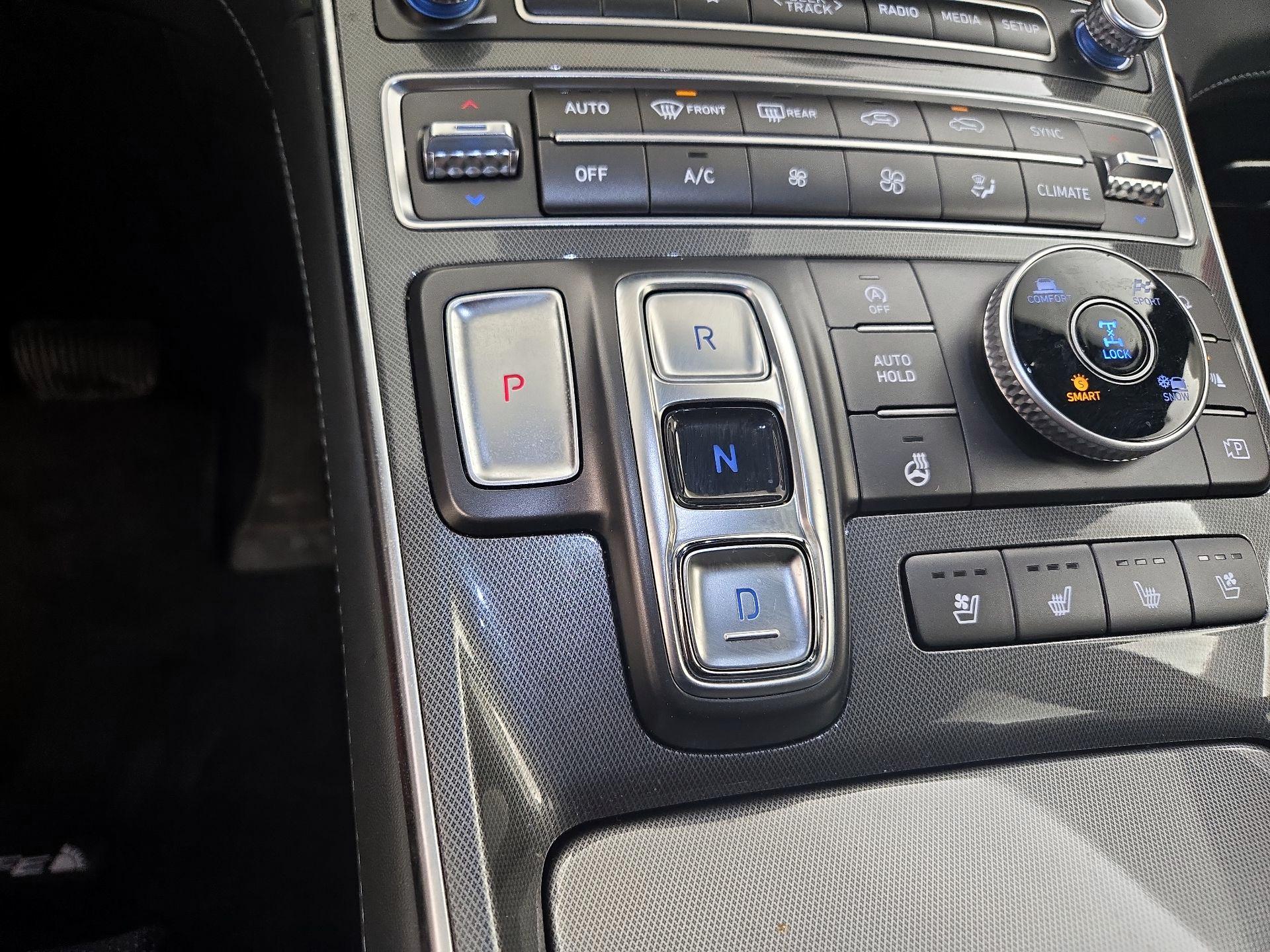 Thumbnail: 2023 Hyundai Santa Fe - 18