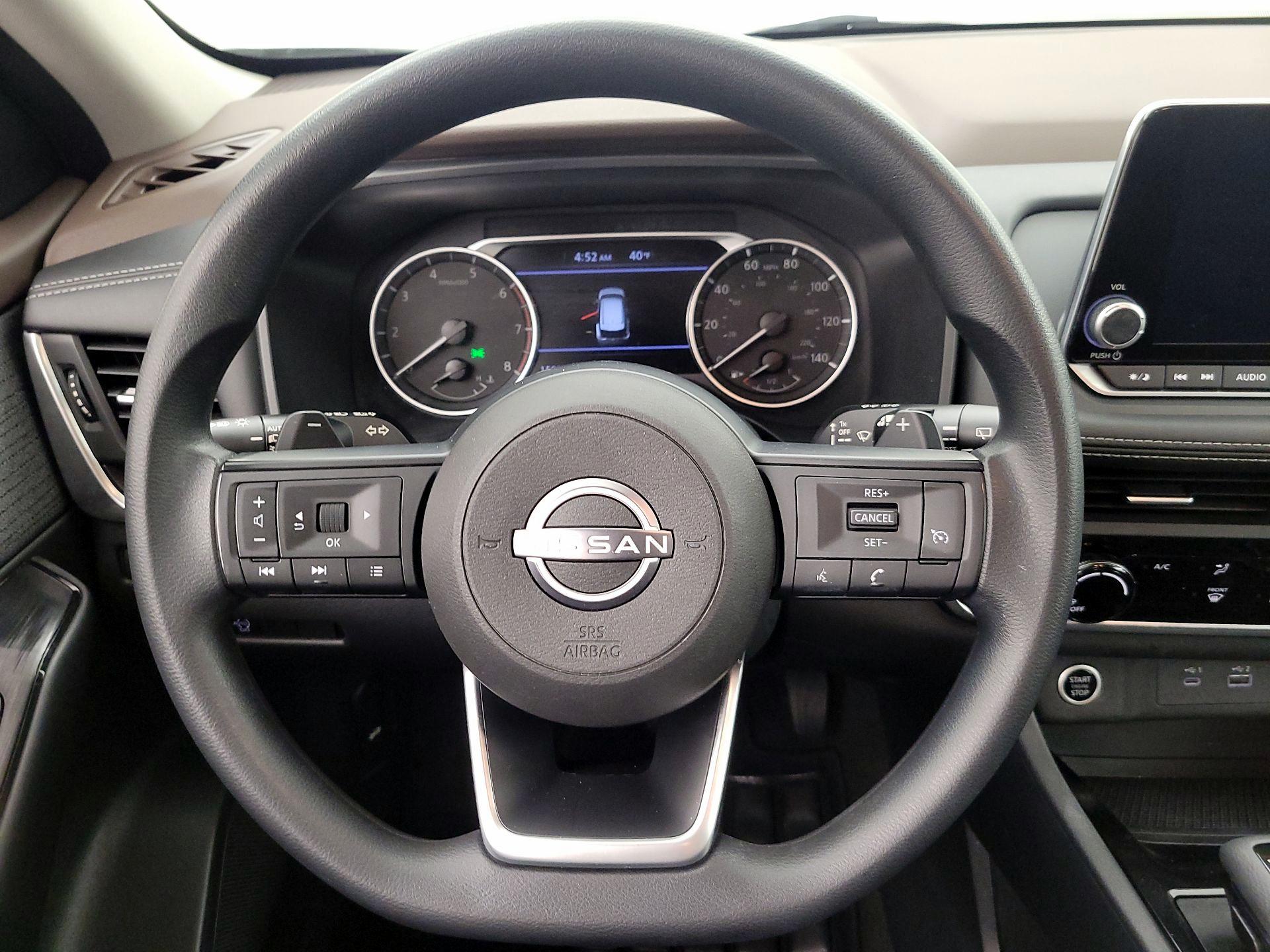 Thumbnail: 2023 Nissan Rogue - 10