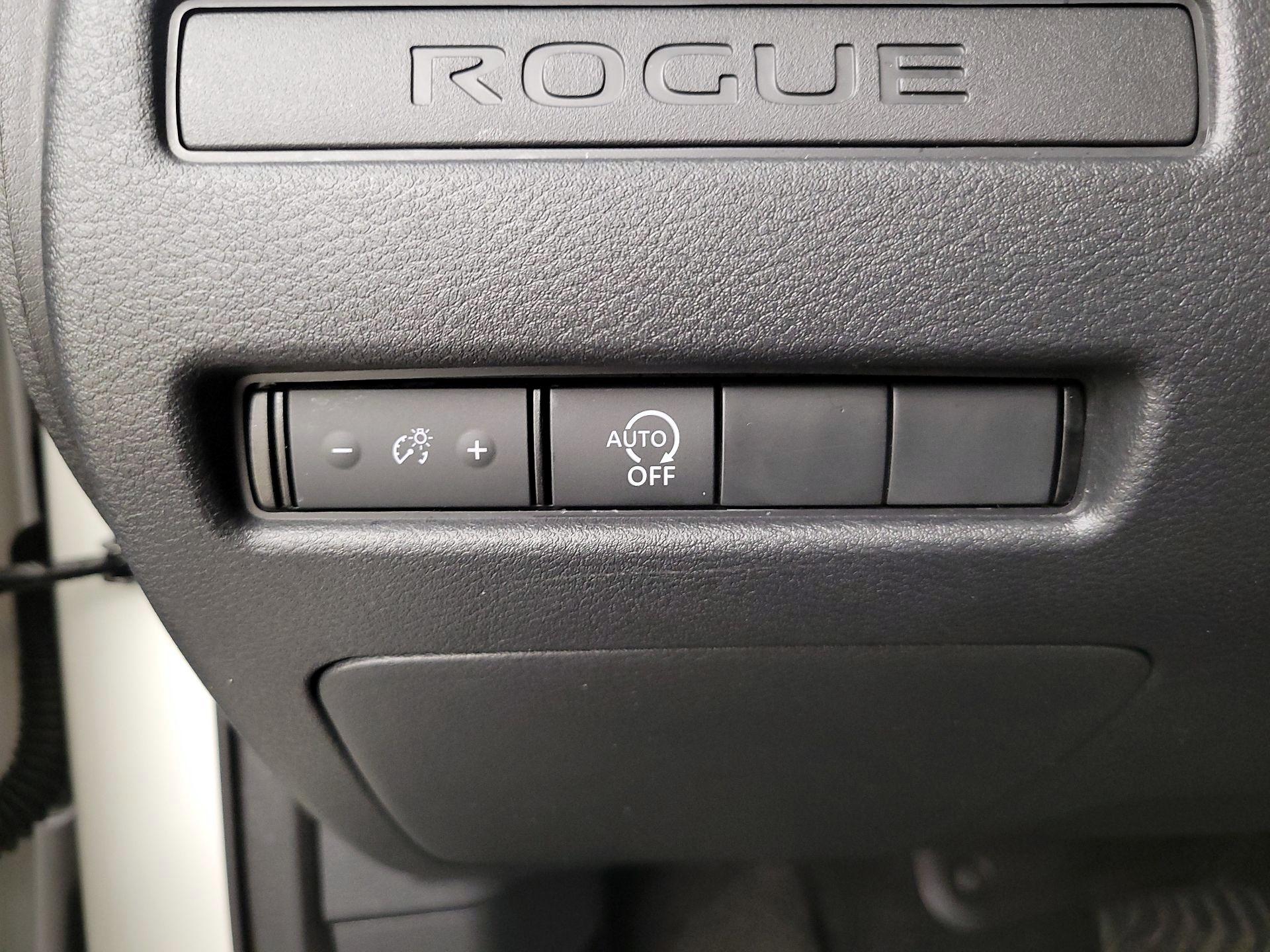 Thumbnail: 2023 Nissan Rogue - 13