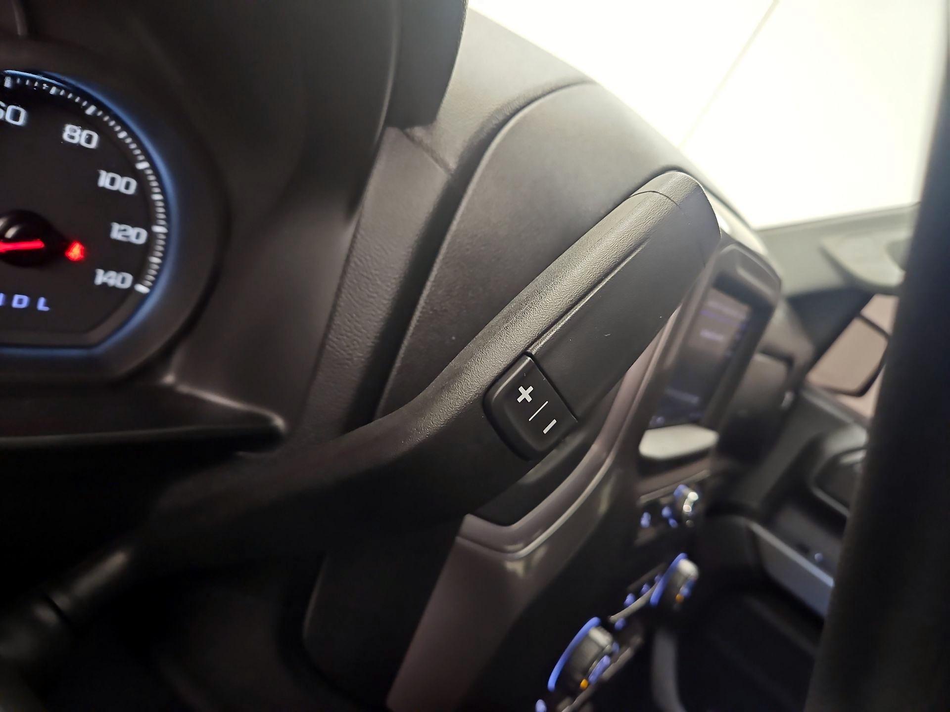 Thumbnail: 2023 Chevrolet Silverado 1500 - 17