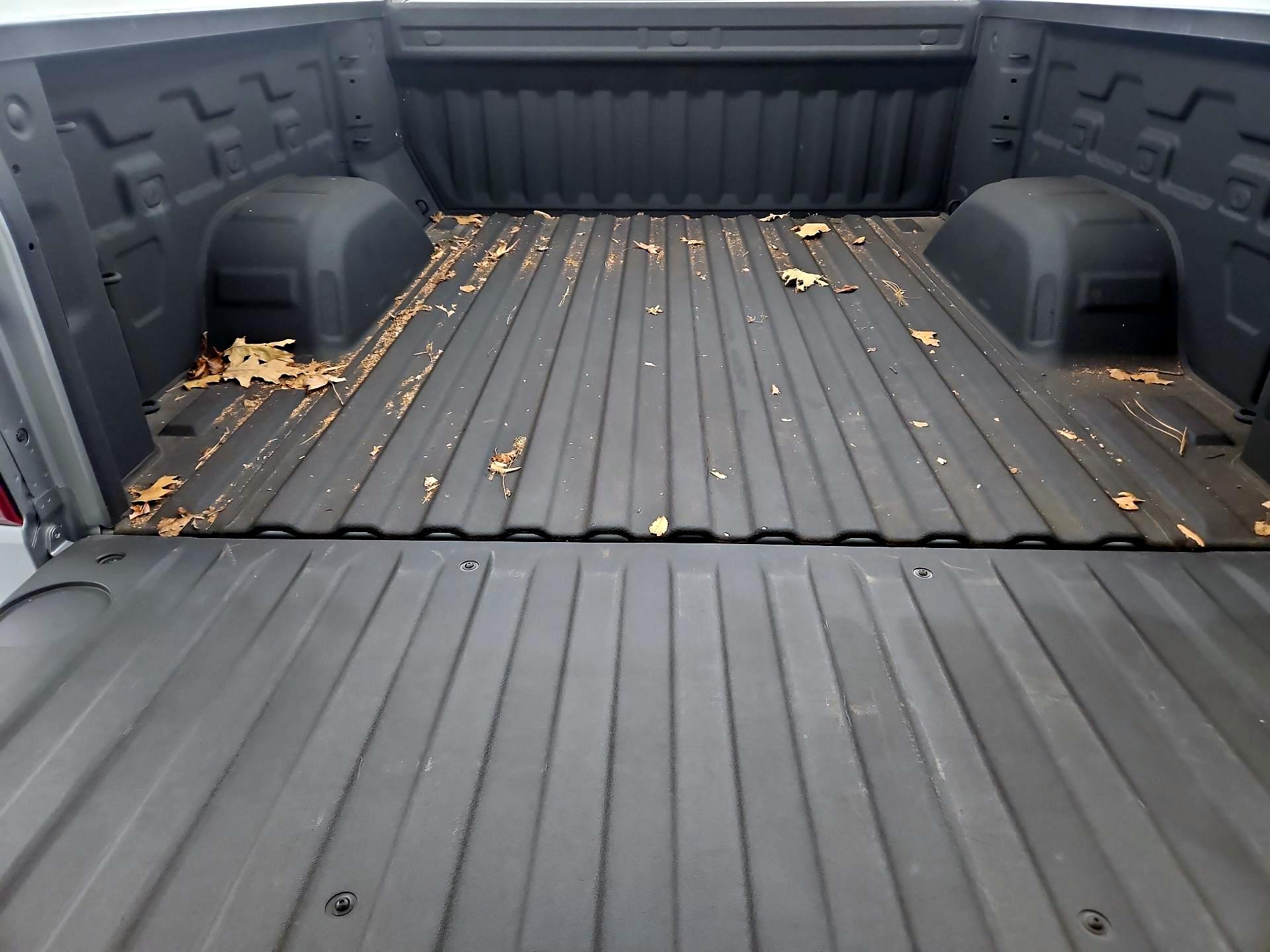 Thumbnail: 2023 Chevrolet Silverado 1500 - 20