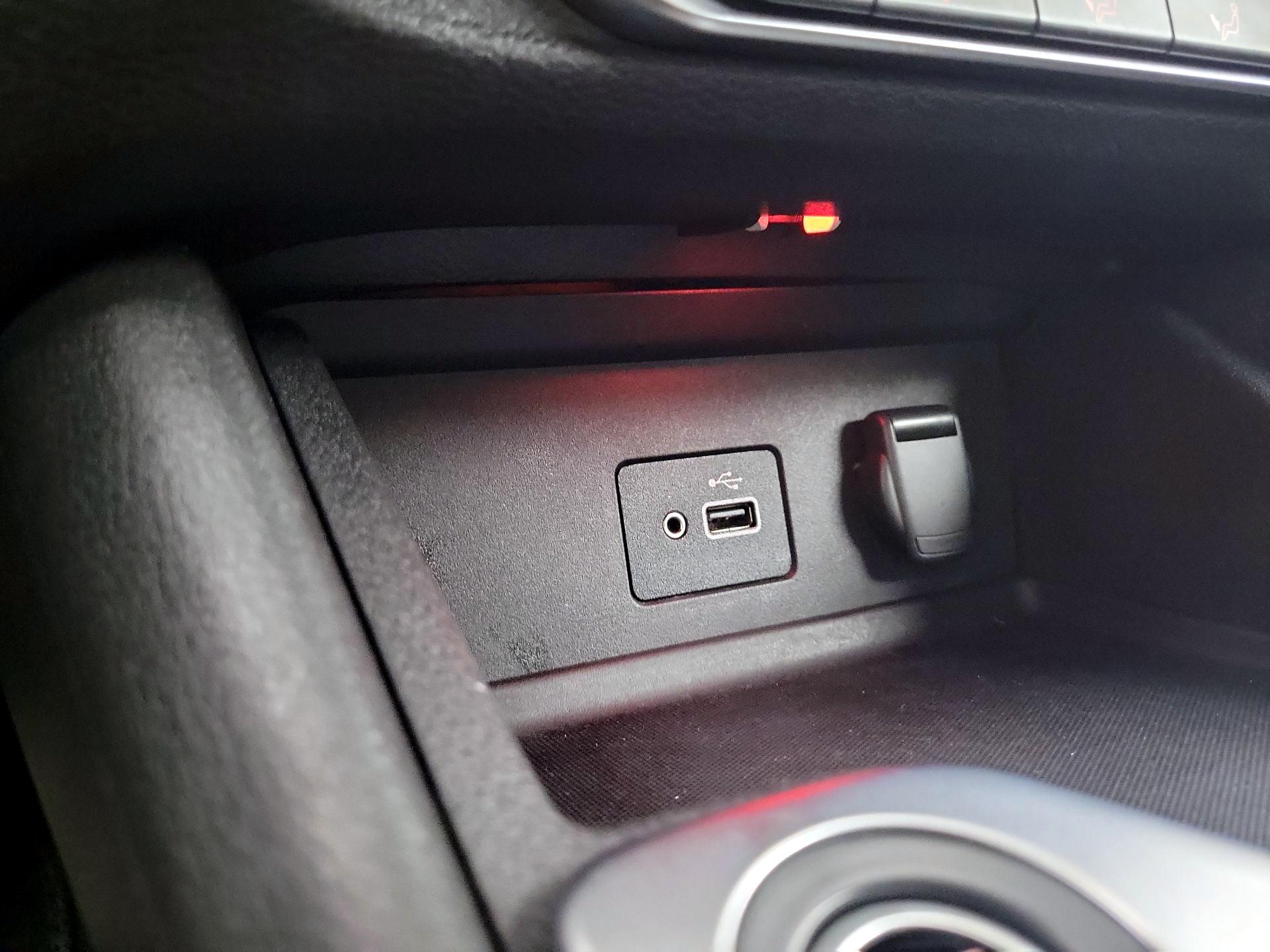 Thumbnail: 2023 Nissan Sentra - 16