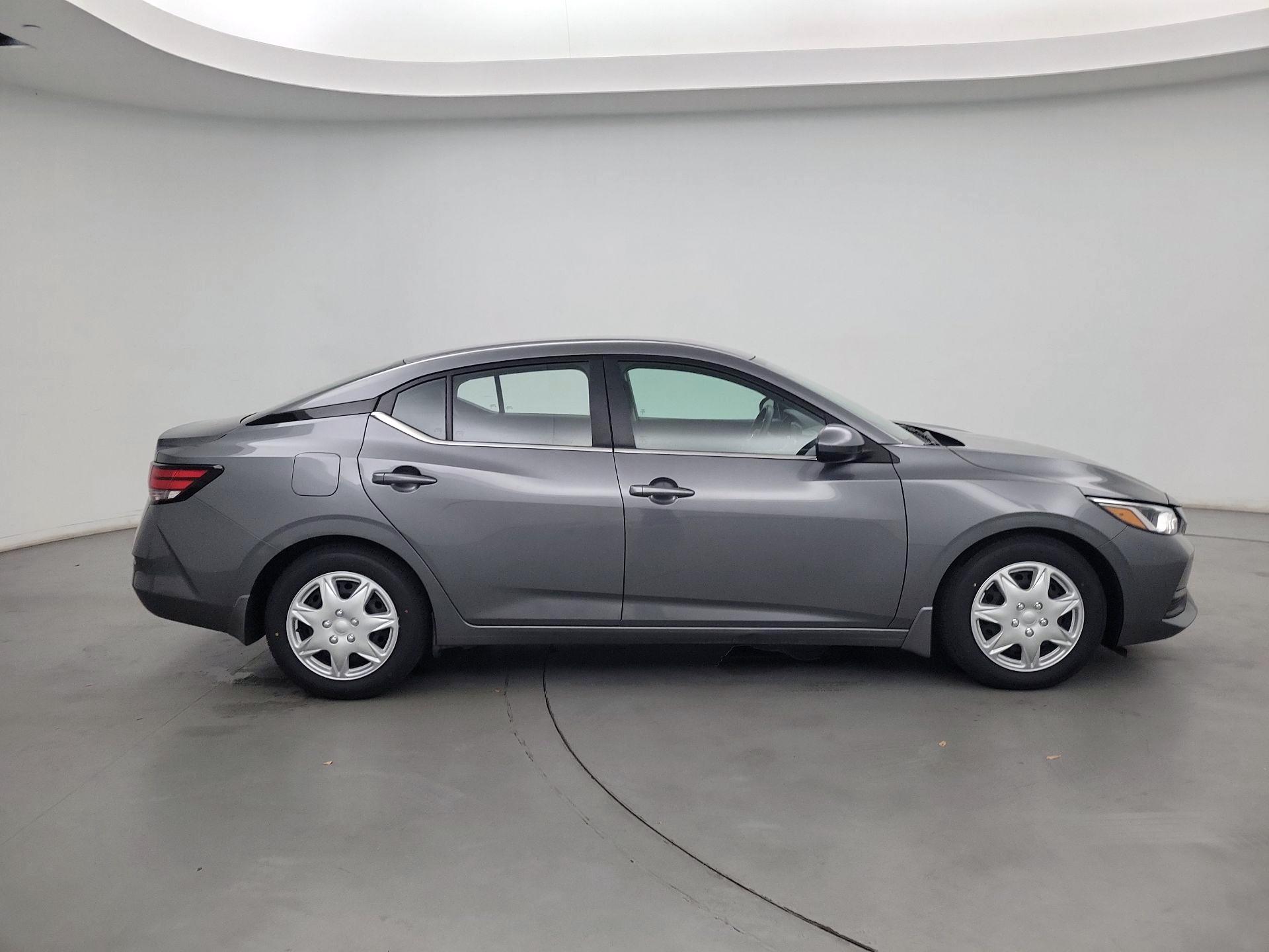 Thumbnail: 2023 Nissan Sentra - 4