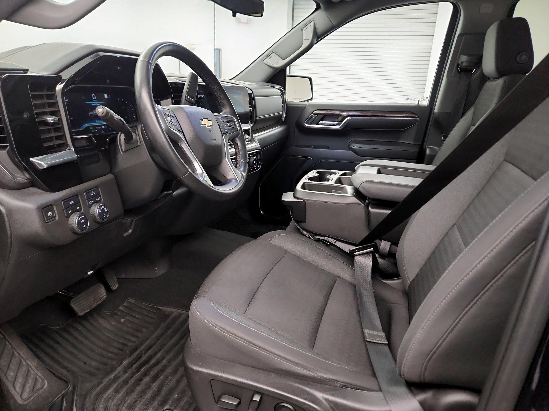 Thumbnail: 2023 Chevrolet Silverado 1500 - 9