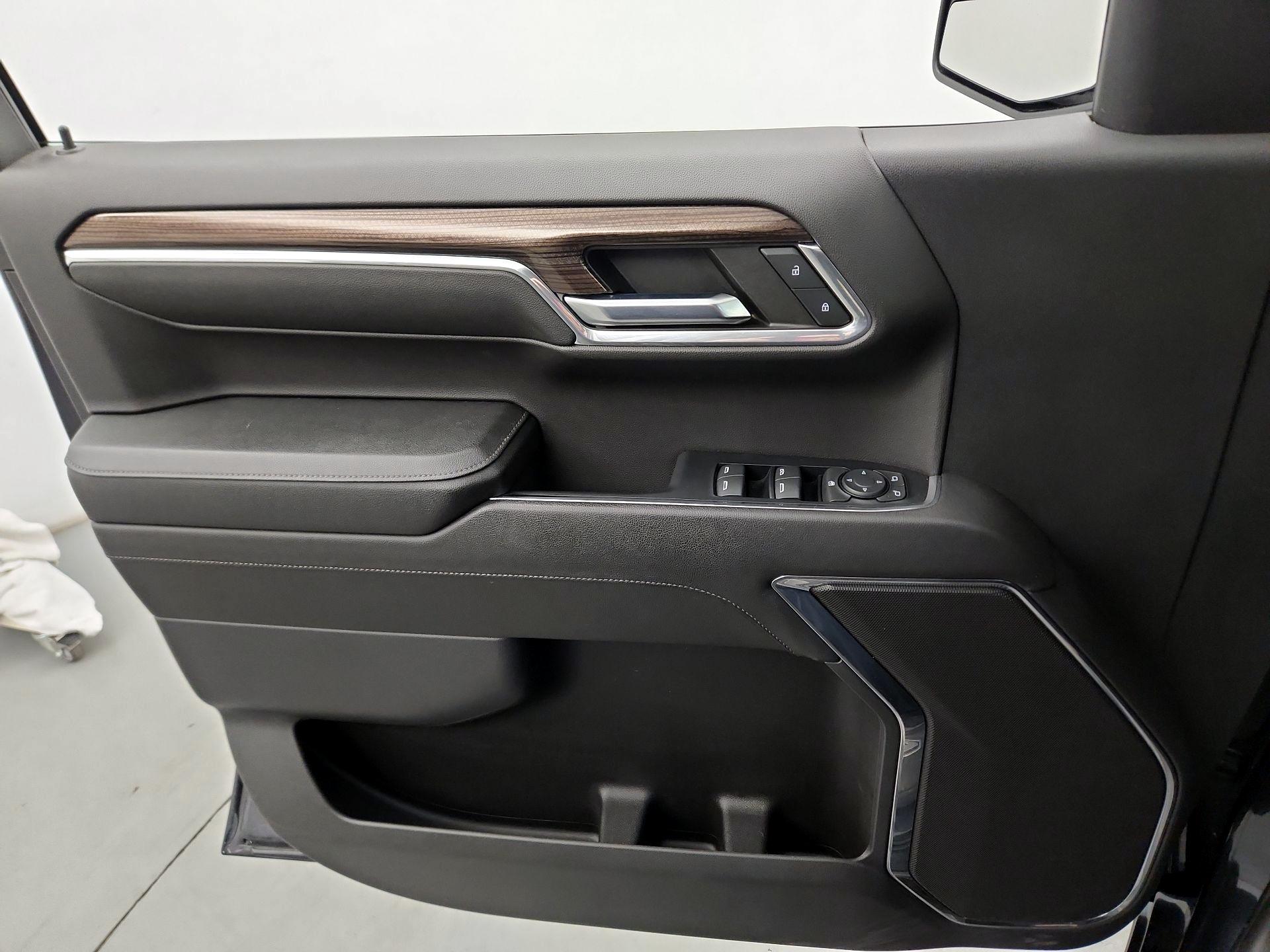 Thumbnail: 2023 Chevrolet Silverado 1500 - 10