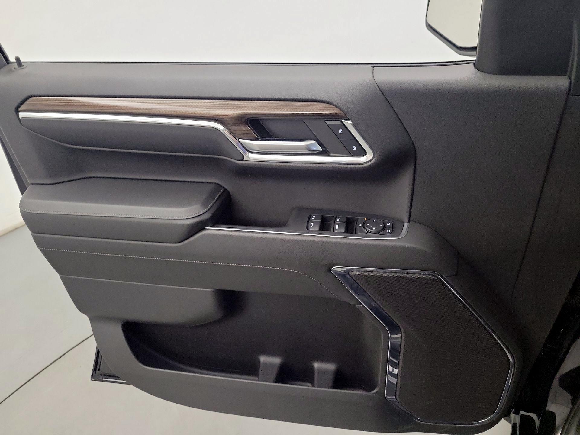 Thumbnail: 2024 Chevrolet Silverado 1500 - 12