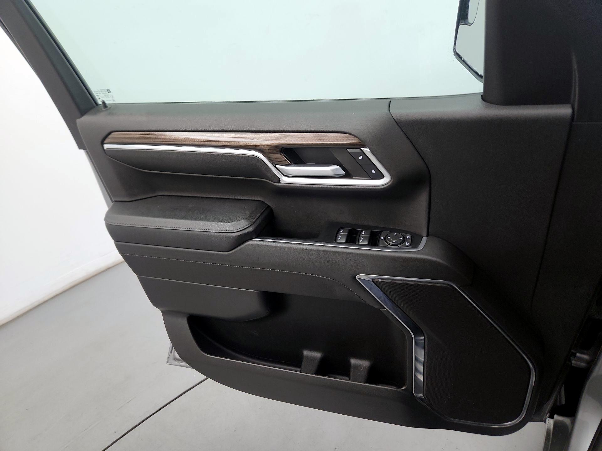 Thumbnail: 2023 Chevrolet Silverado 1500 - 12