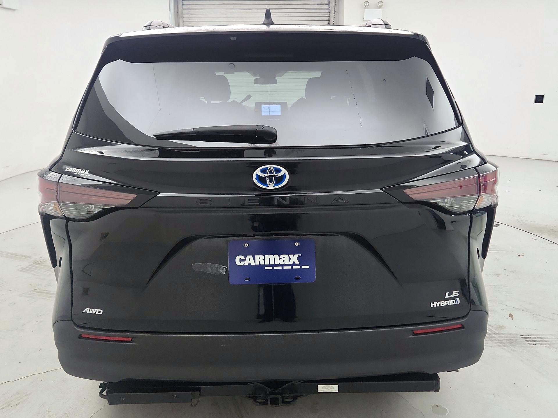 Thumbnail: 2023 Toyota Sienna - 6