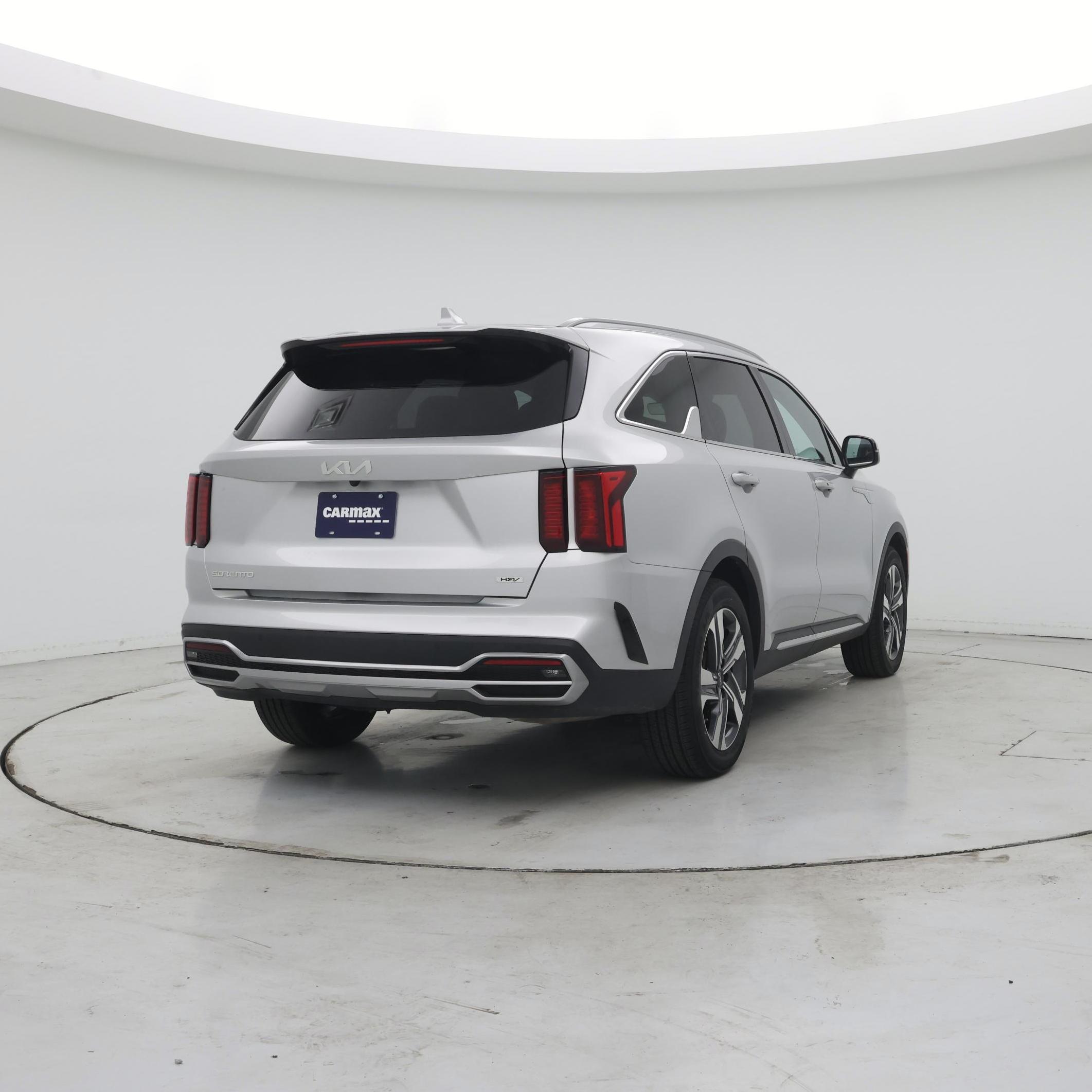 Thumbnail: 2023 Kia Sorento - 8