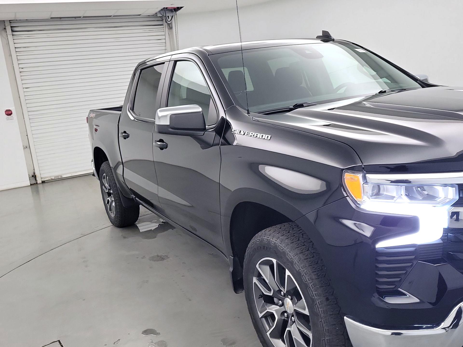 Thumbnail: 2023 Chevrolet Silverado 1500 - 1