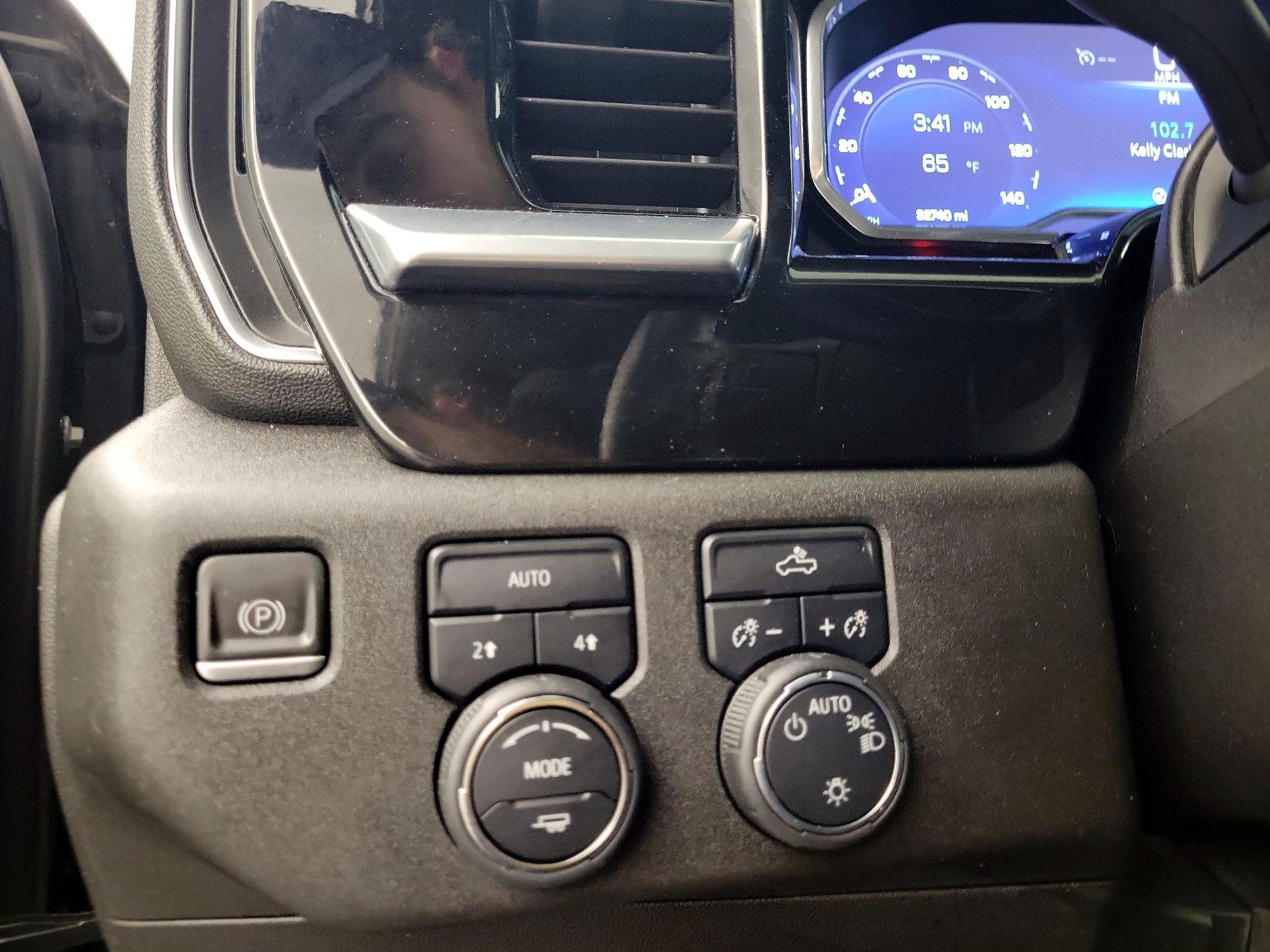 Thumbnail: 2023 Chevrolet Silverado 1500 - 11