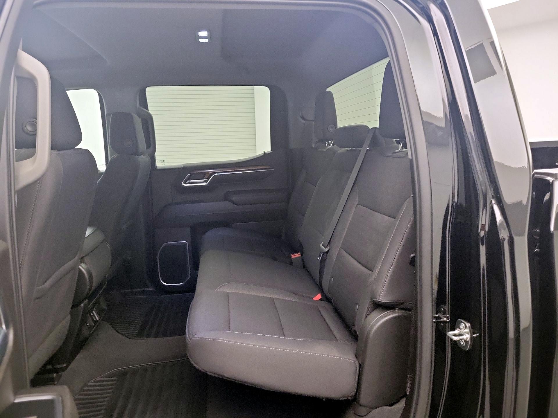 Thumbnail: 2023 Chevrolet Silverado 1500 - 17