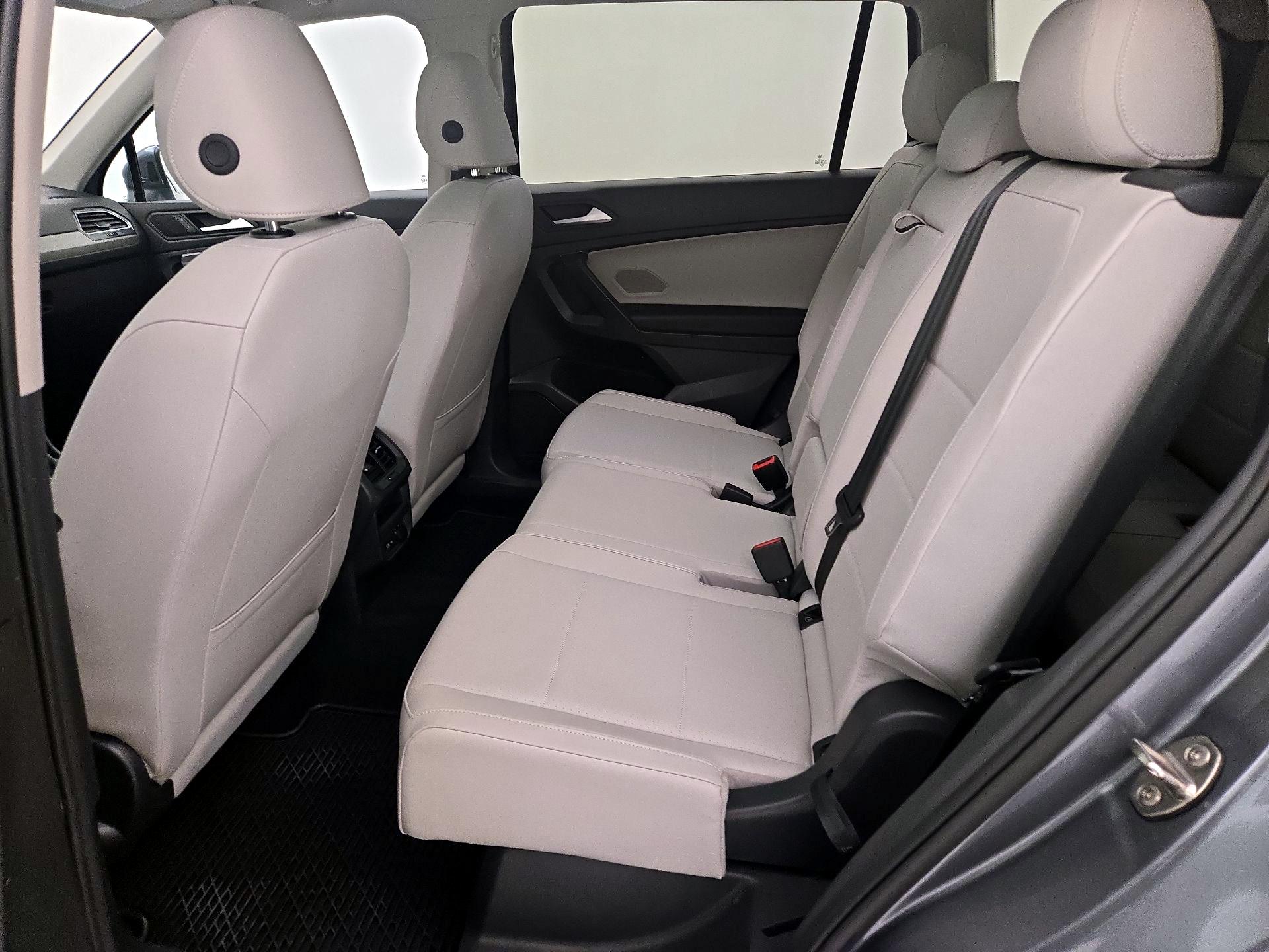 Thumbnail: 2021 Volkswagen Tiguan - 20