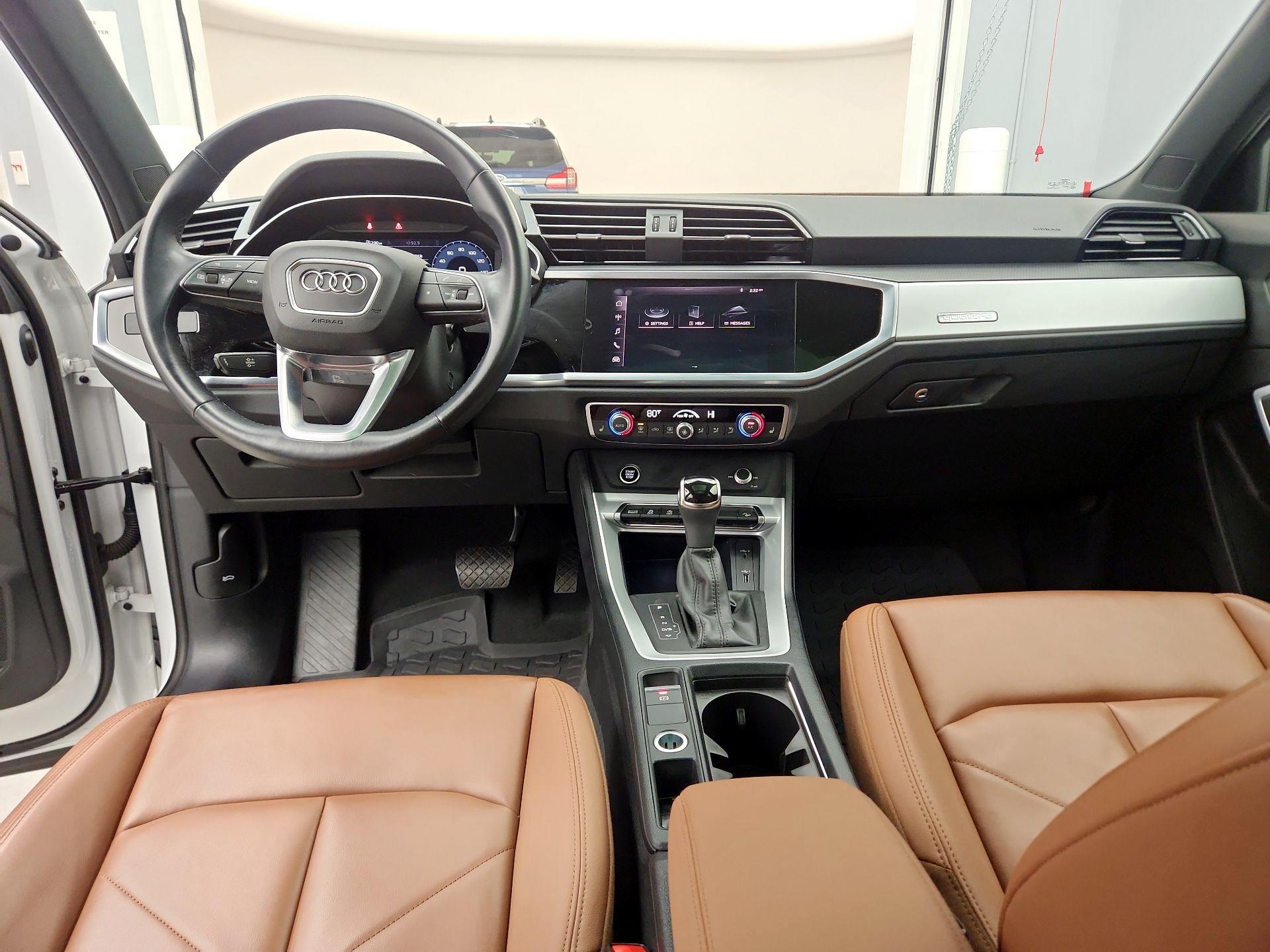 Thumbnail: 2021 Audi Q3 - 9