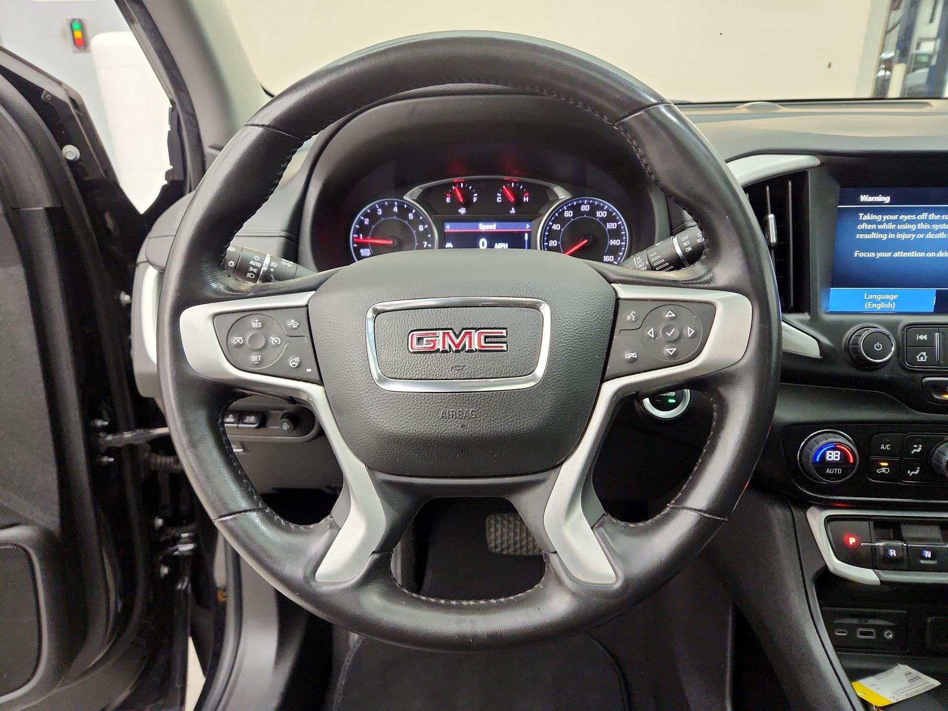 Thumbnail: 2022 GMC Terrain - 10