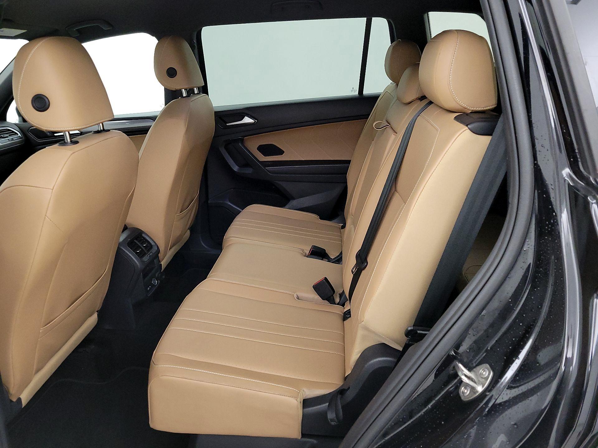 Thumbnail: 2023 Volkswagen Tiguan - 19