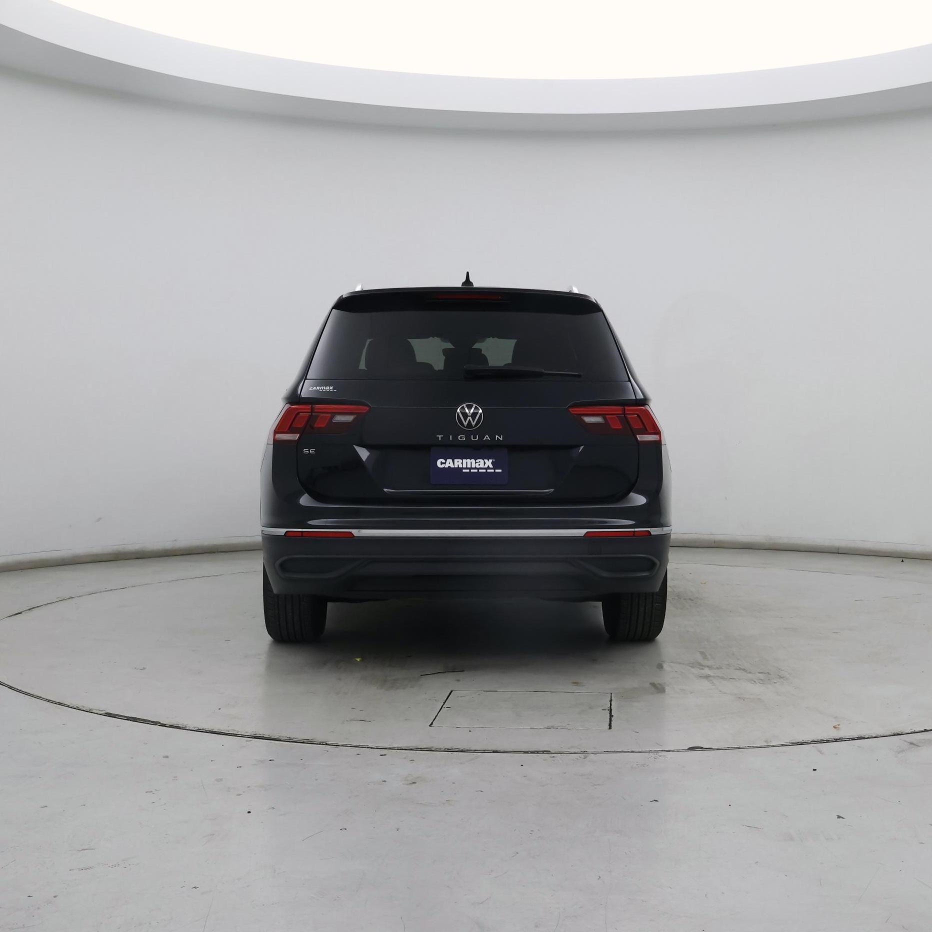 Thumbnail: 2023 Volkswagen Tiguan - 6