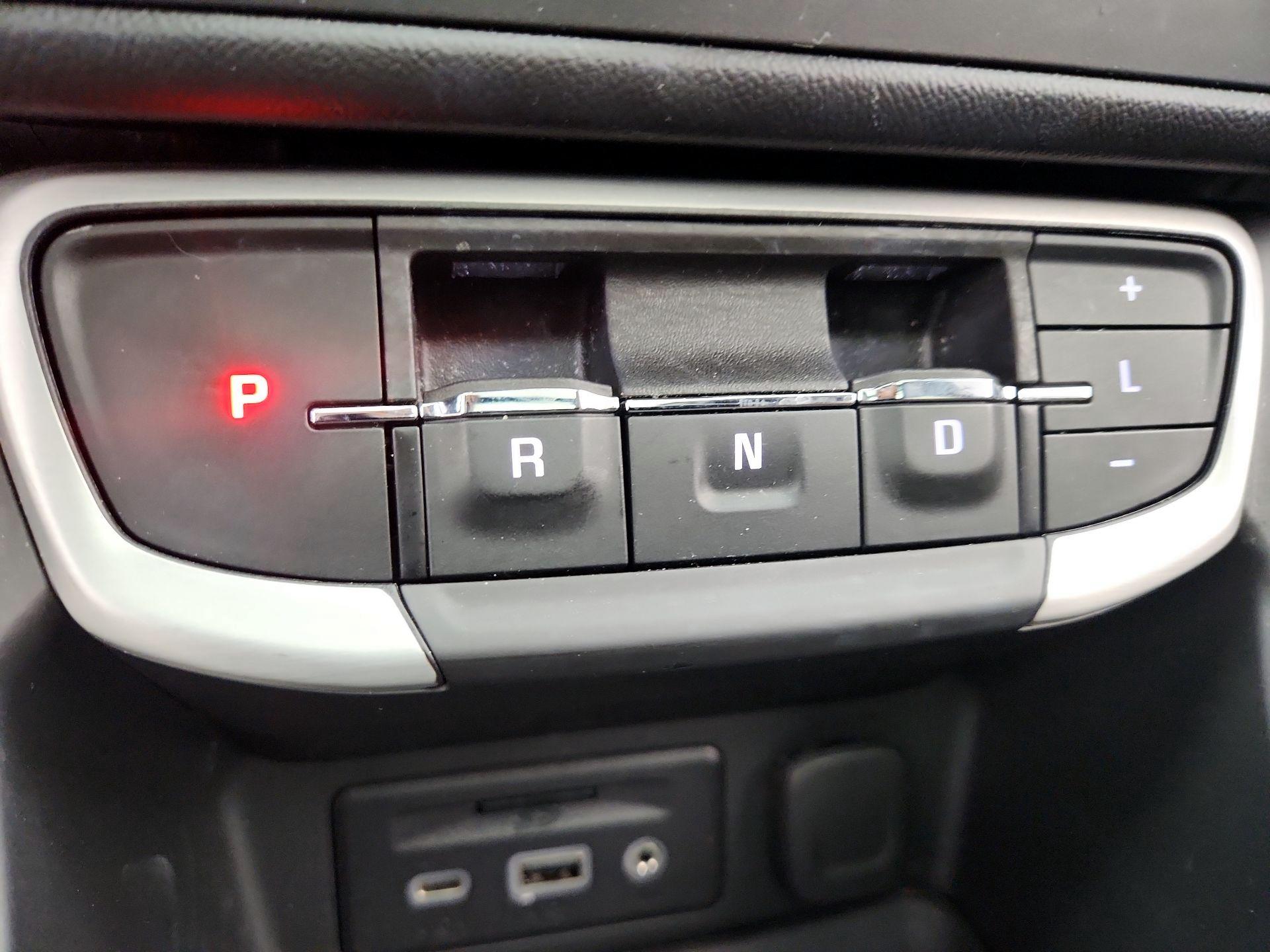 Thumbnail: 2023 GMC Terrain - 18