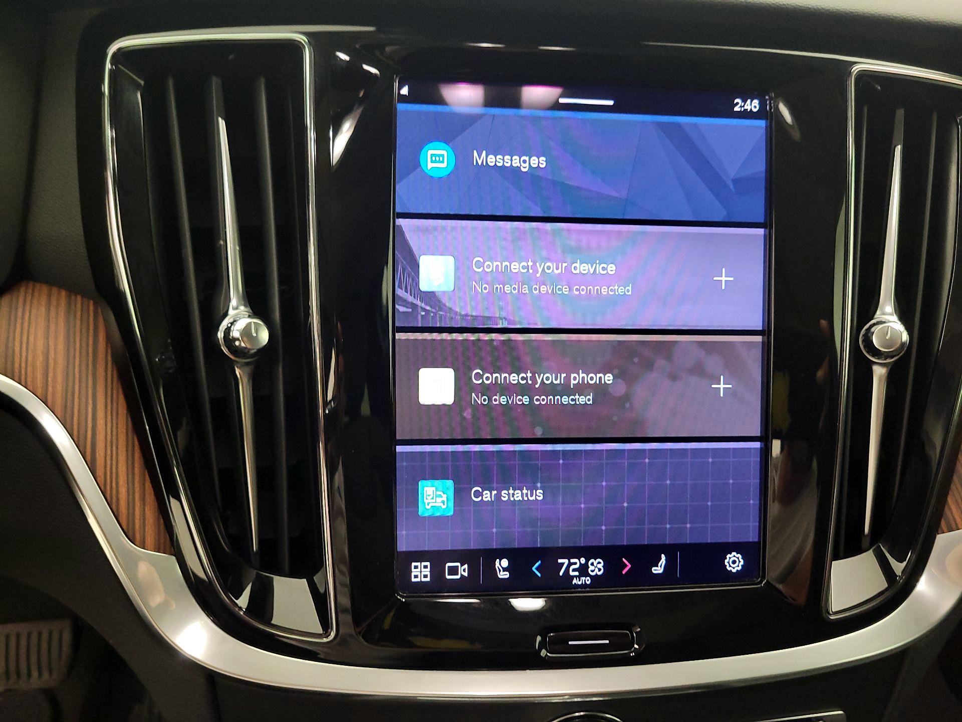 Thumbnail: 2025 Volvo S60 - 15