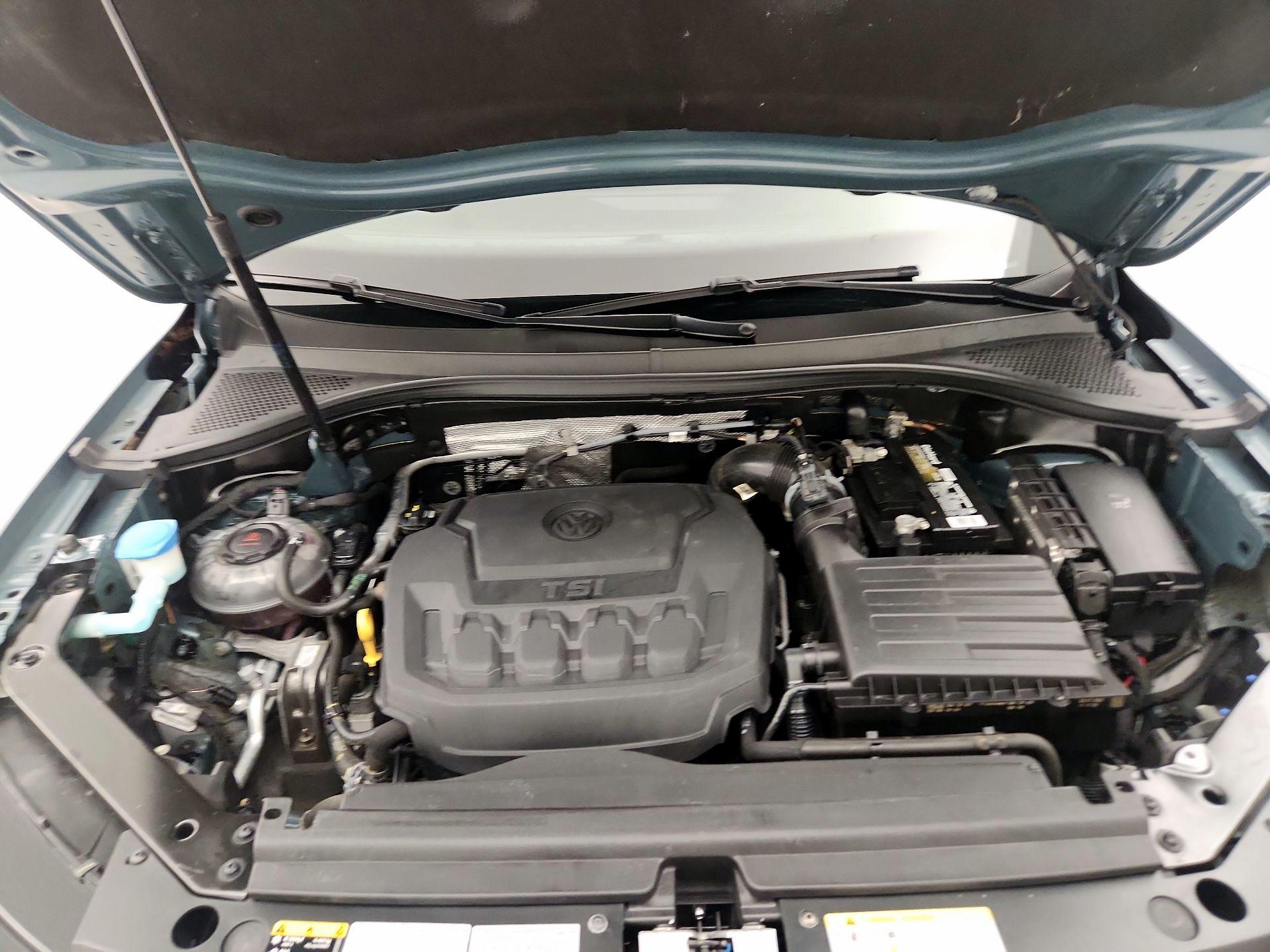 Thumbnail: 2020 Volkswagen Tiguan - 19