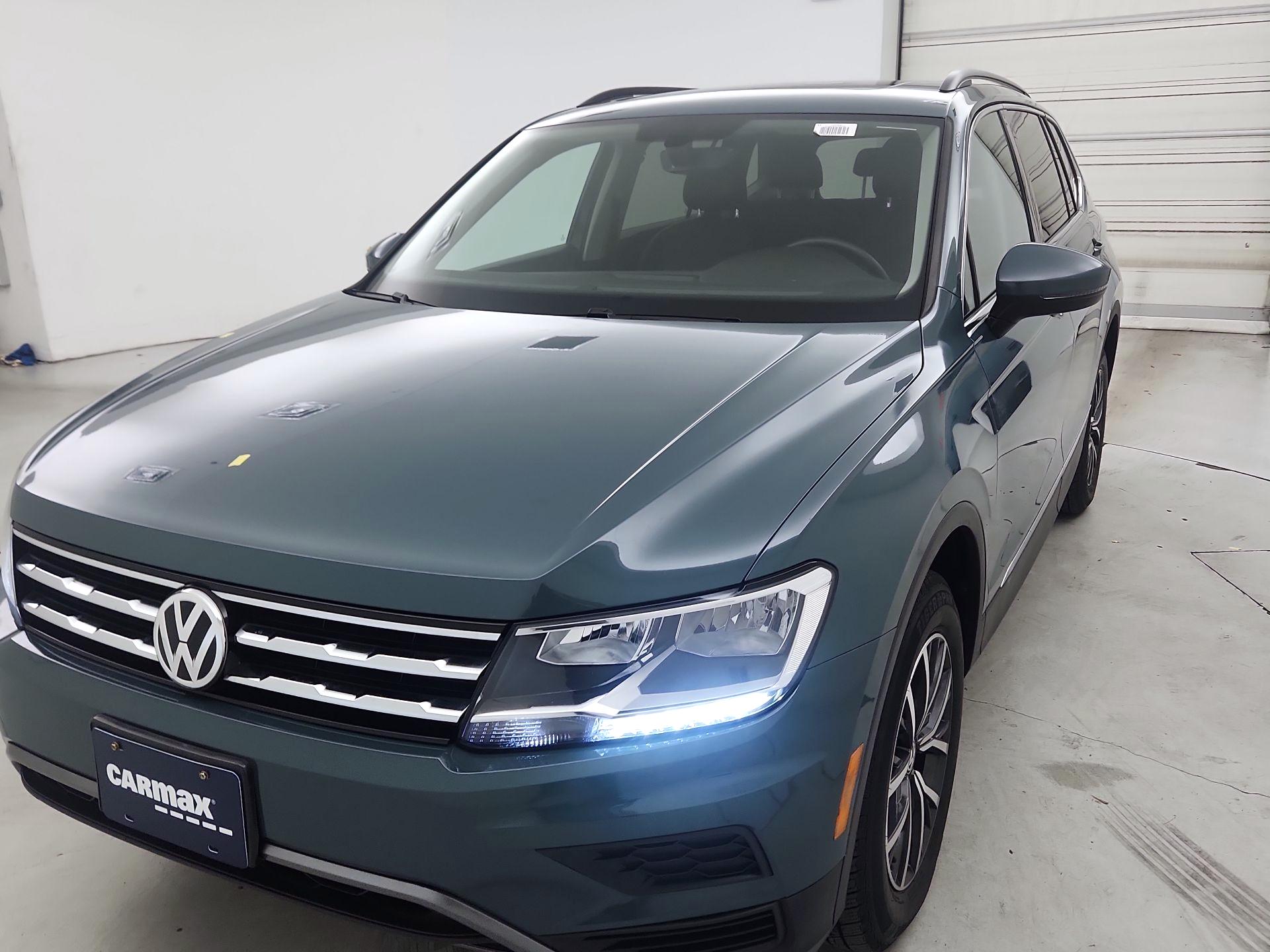Thumbnail: 2020 Volkswagen Tiguan - 3
