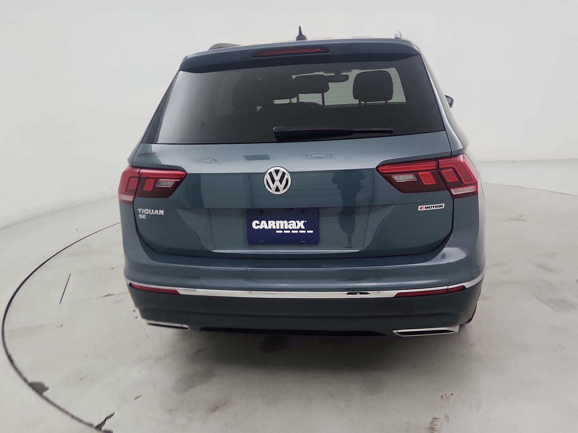 Thumbnail: 2020 Volkswagen Tiguan - 6