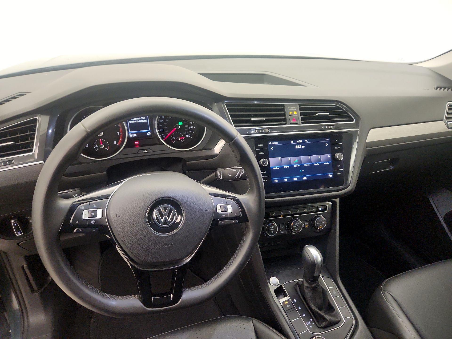 Thumbnail: 2020 Volkswagen Tiguan - 8