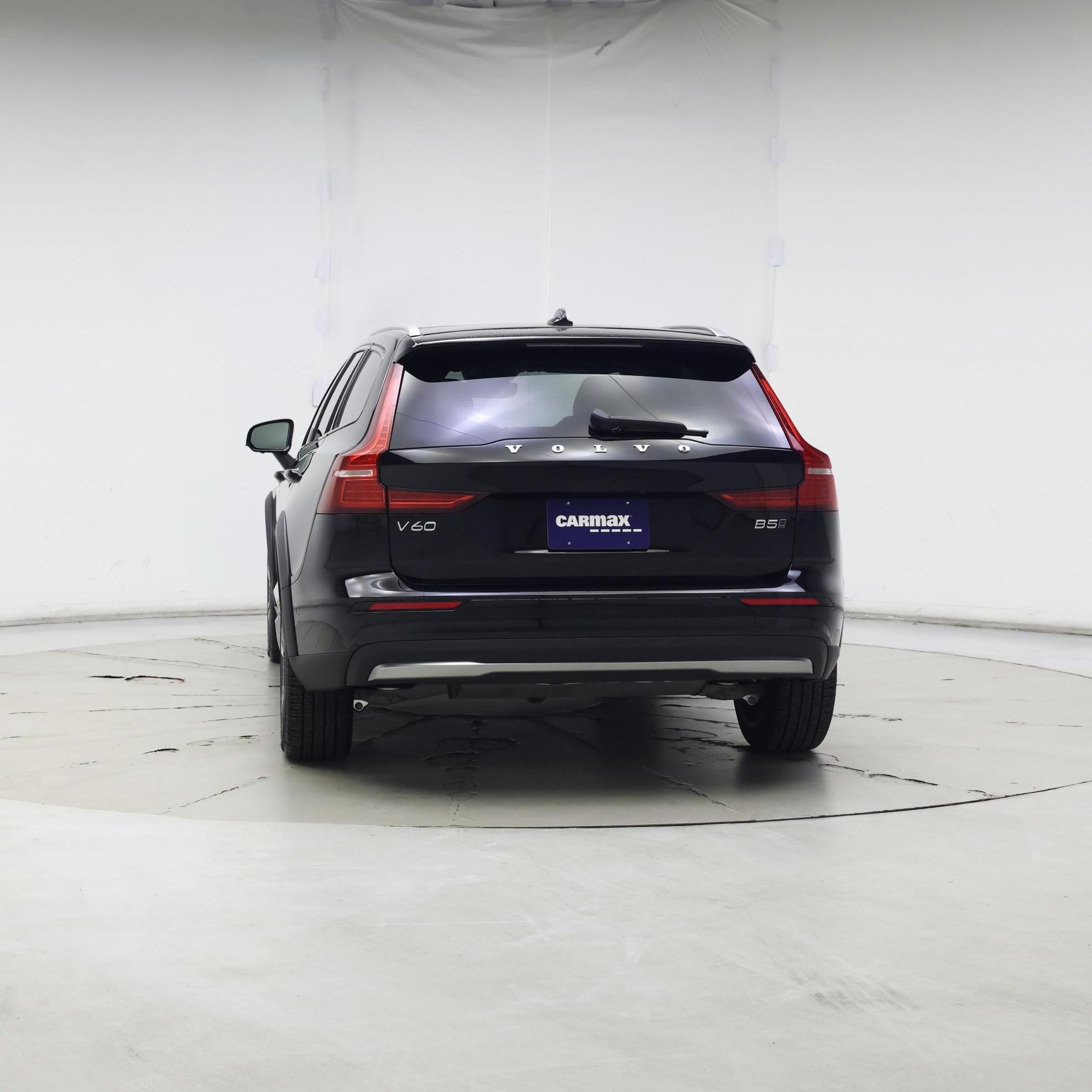 Thumbnail: 2025 Volvo S60 - 6