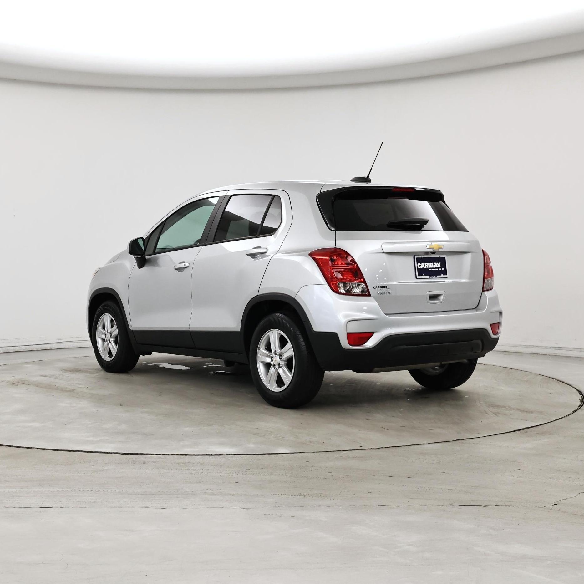 Thumbnail: 2021 Chevrolet Trax - 2