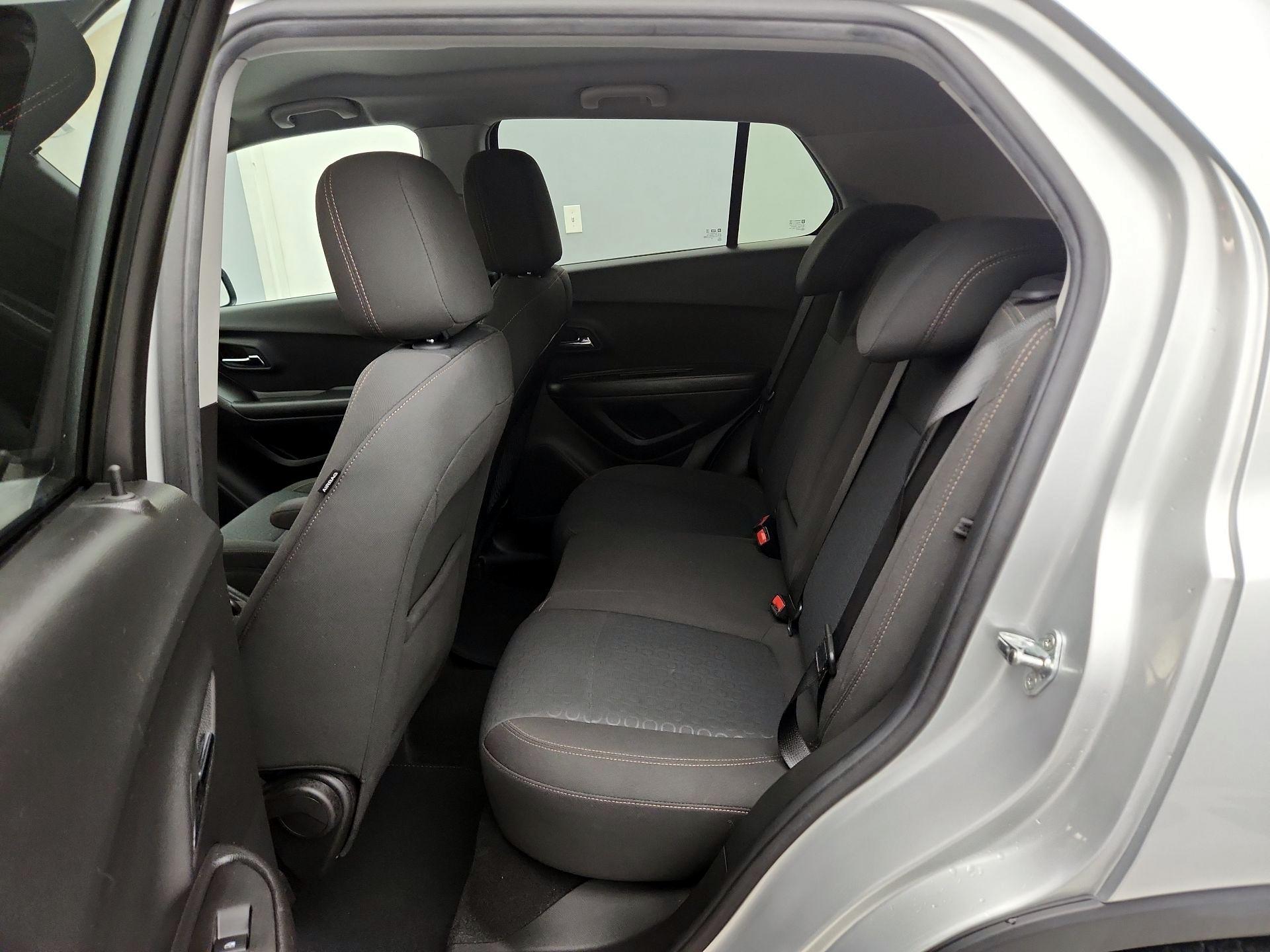 Thumbnail: 2021 Chevrolet Trax - 19