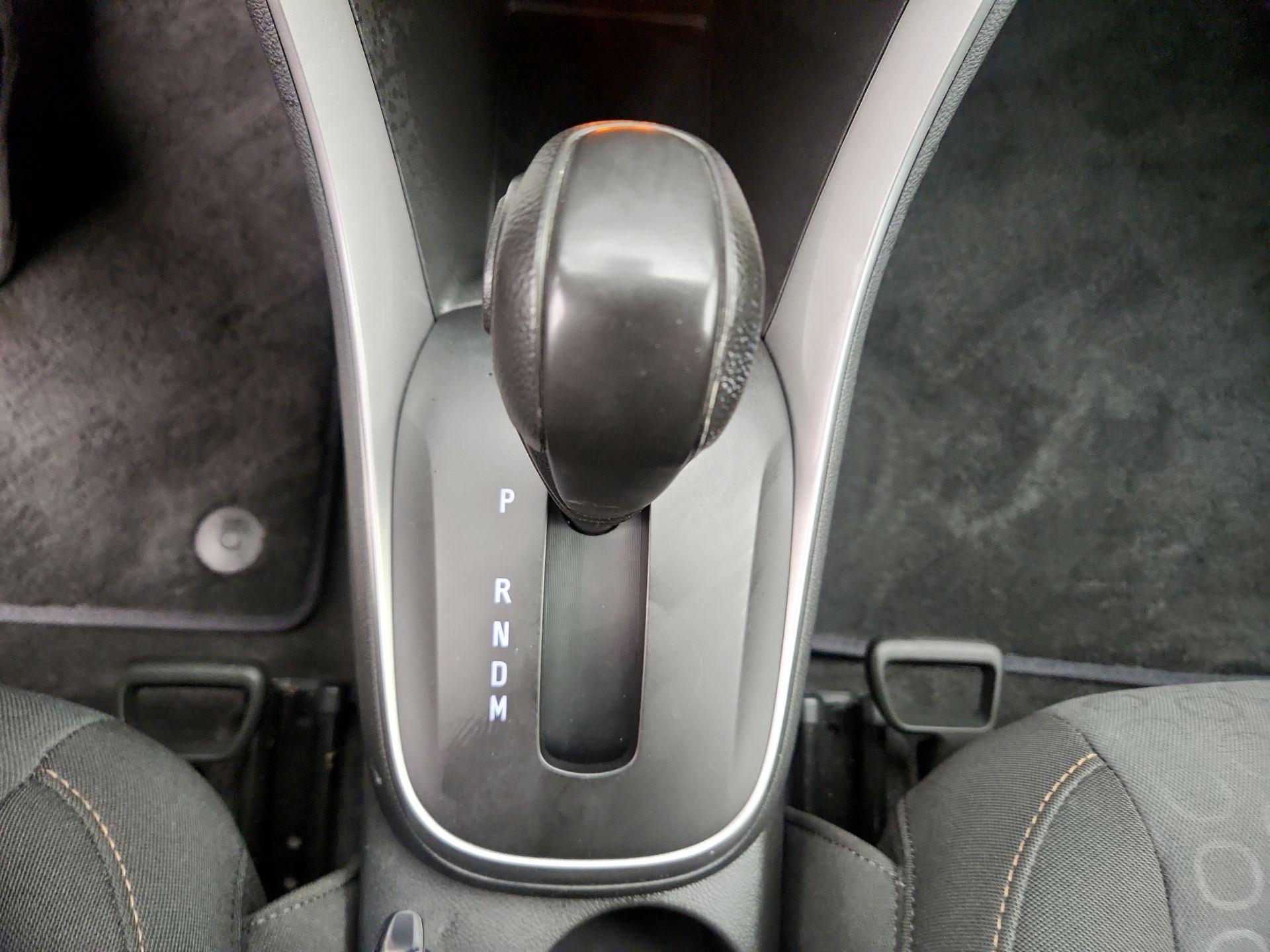 Thumbnail: 2022 Chevrolet Trax - 17