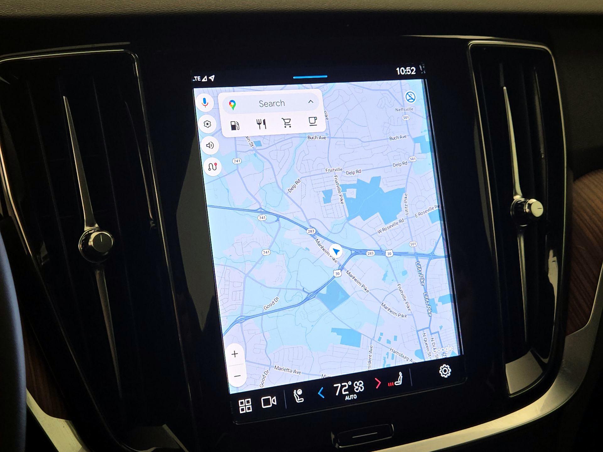 Thumbnail: 2025 Volvo S60 - 14