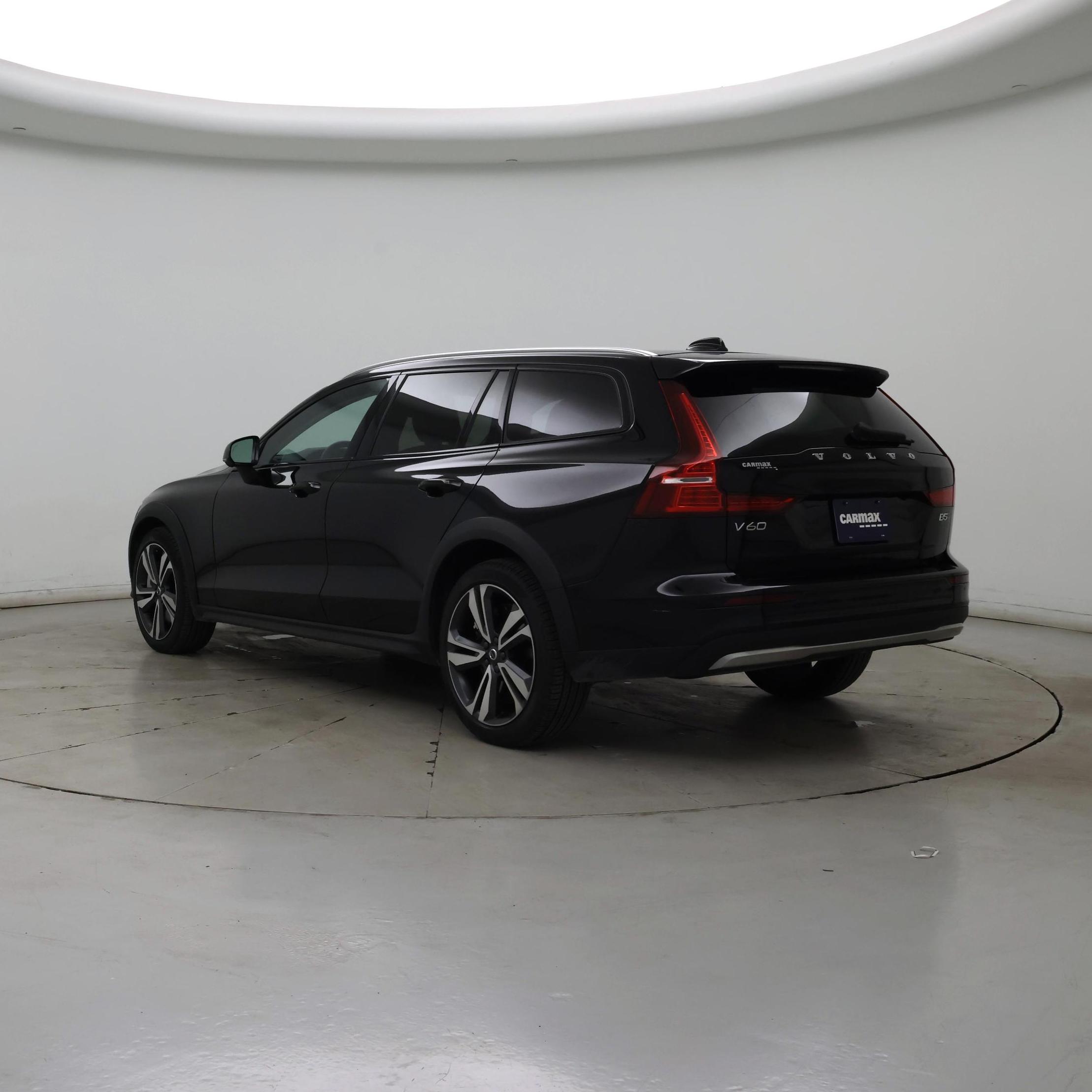 Thumbnail: 2025 Volvo S60 - 2