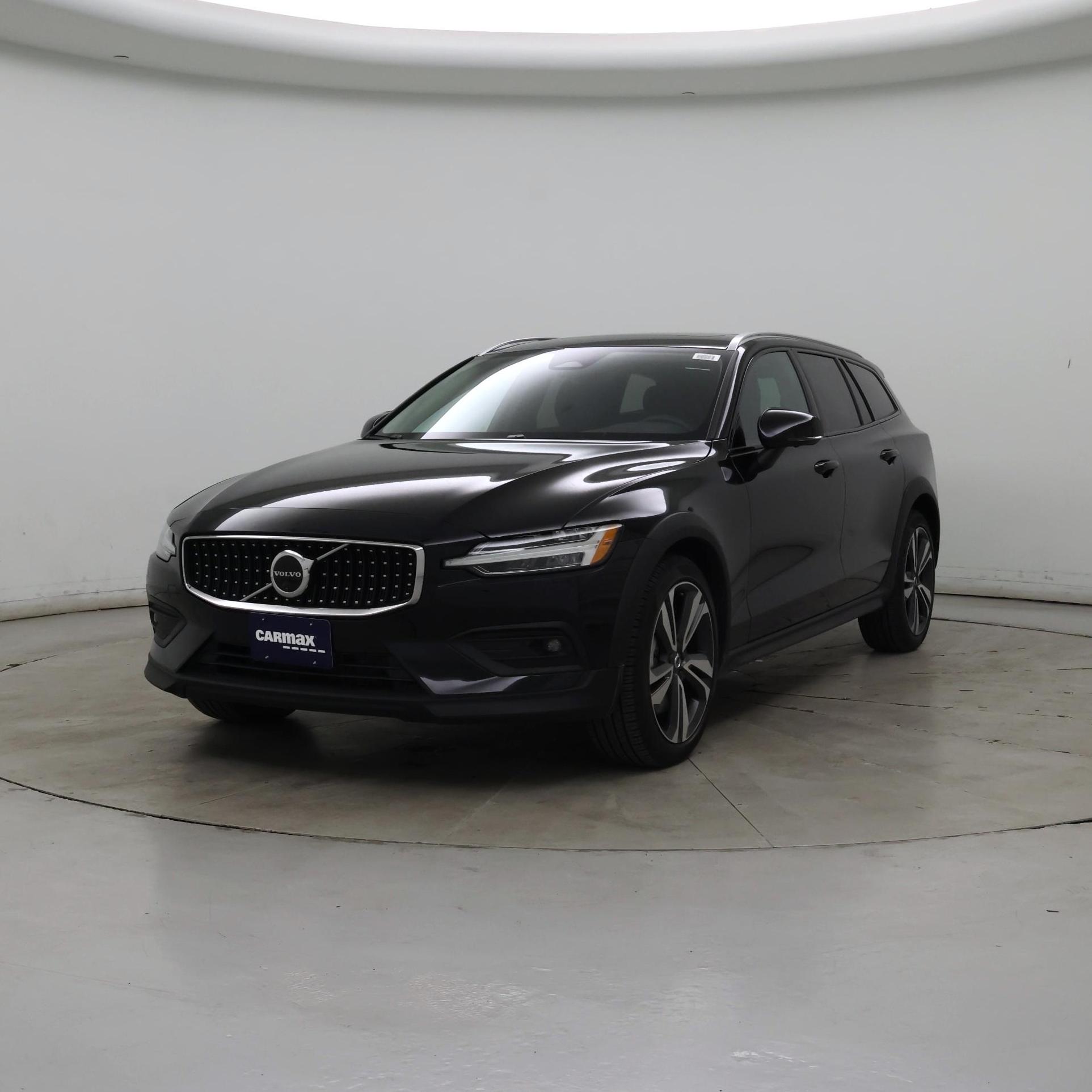 Thumbnail: 2025 Volvo S60 - 4