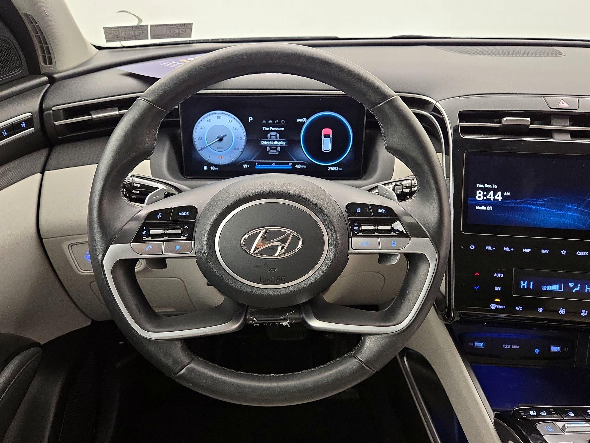 Thumbnail: 2023 Hyundai Tucson - 10