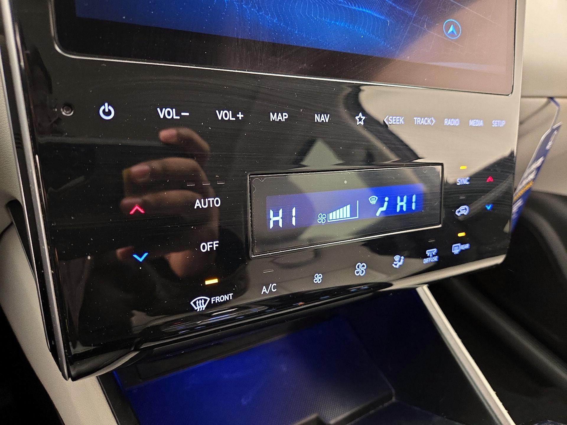 Thumbnail: 2023 Hyundai Tucson - 16